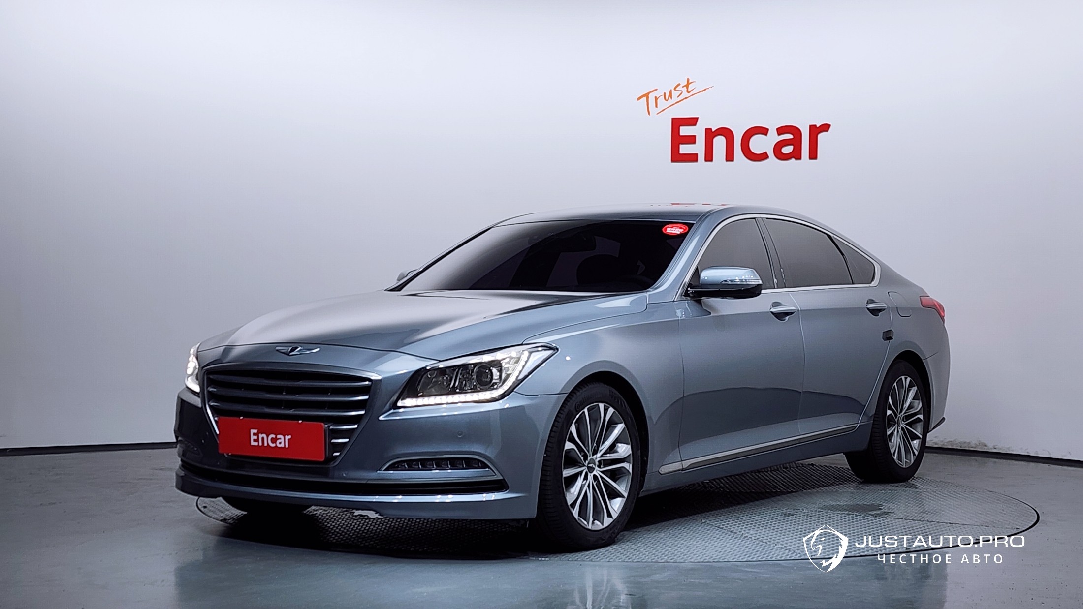 Автомобиль Hyundai Genesis