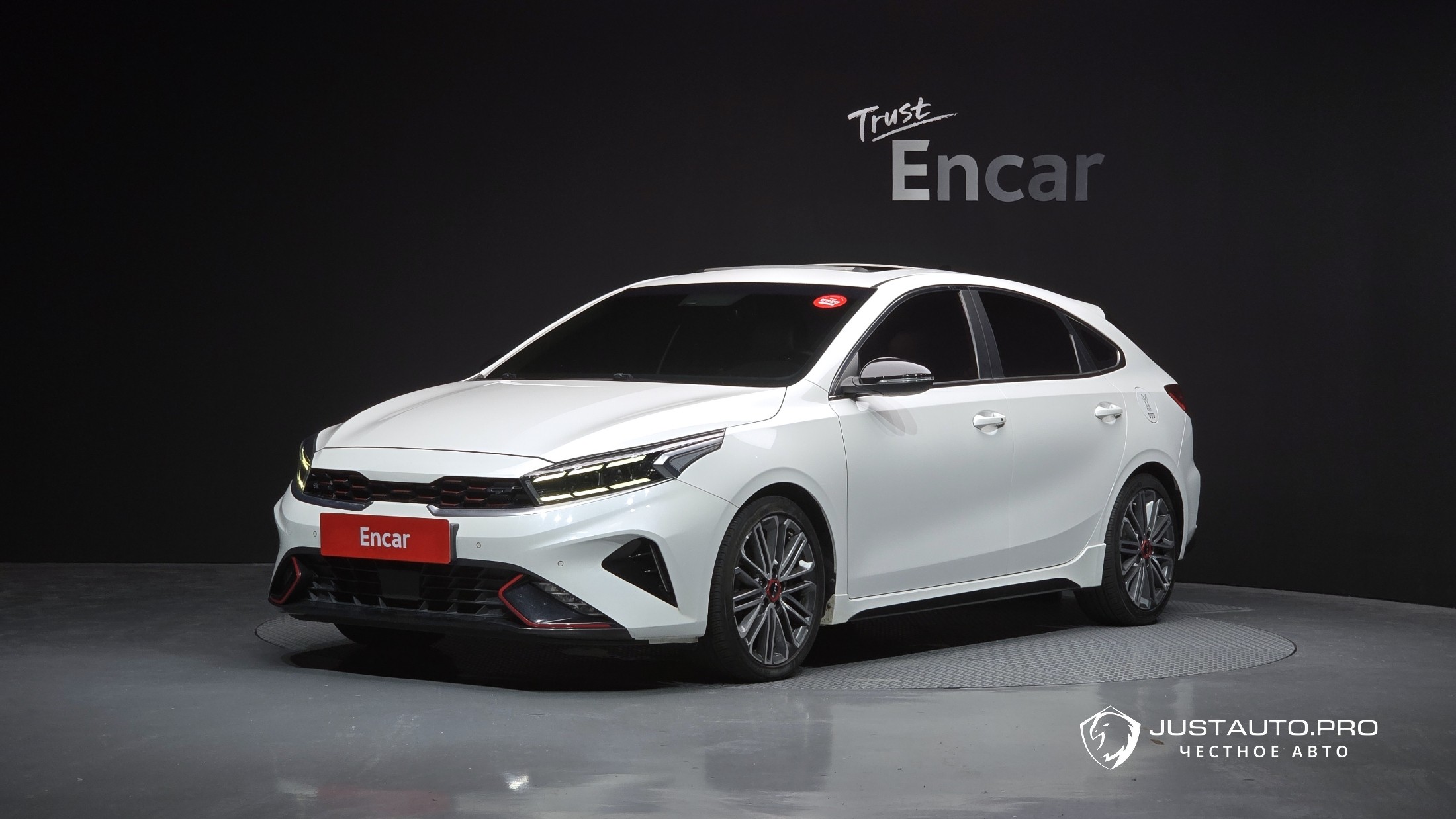 Автомобиль Kia K3