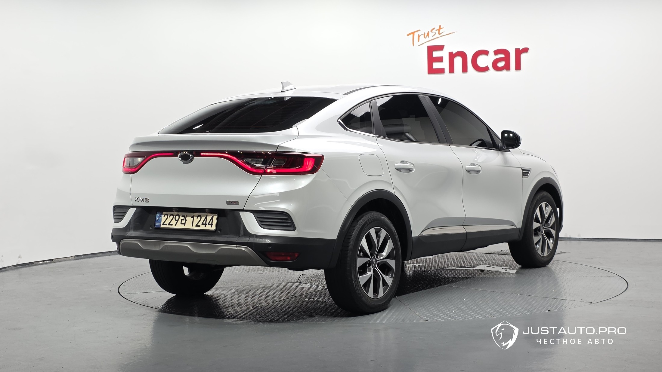 Автомобиль Renault-KoreaSamsung XM3