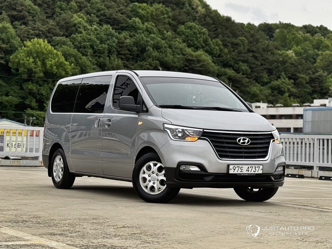 Автомобиль Hyundai Starex