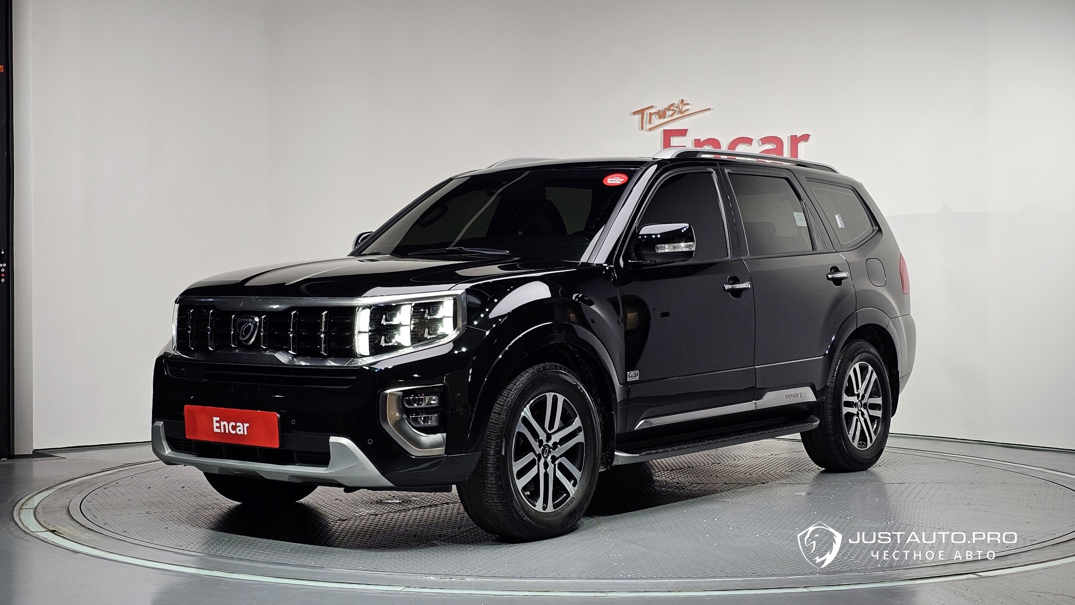 Автомобиль Kia Mohave