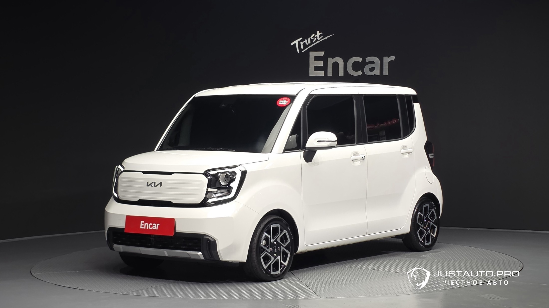 Автомобиль Kia RAY