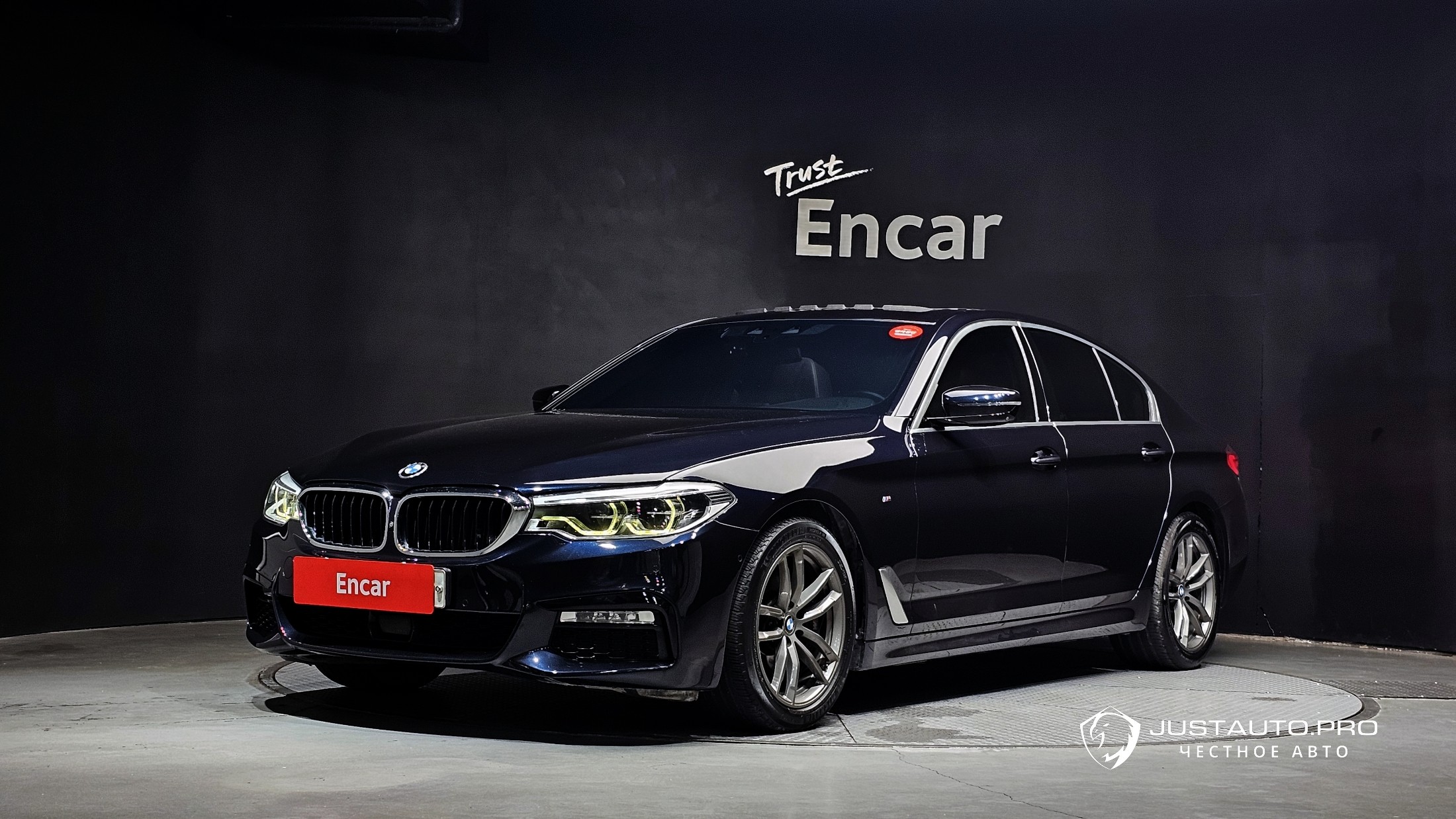 Автомобиль BMW 5-Series