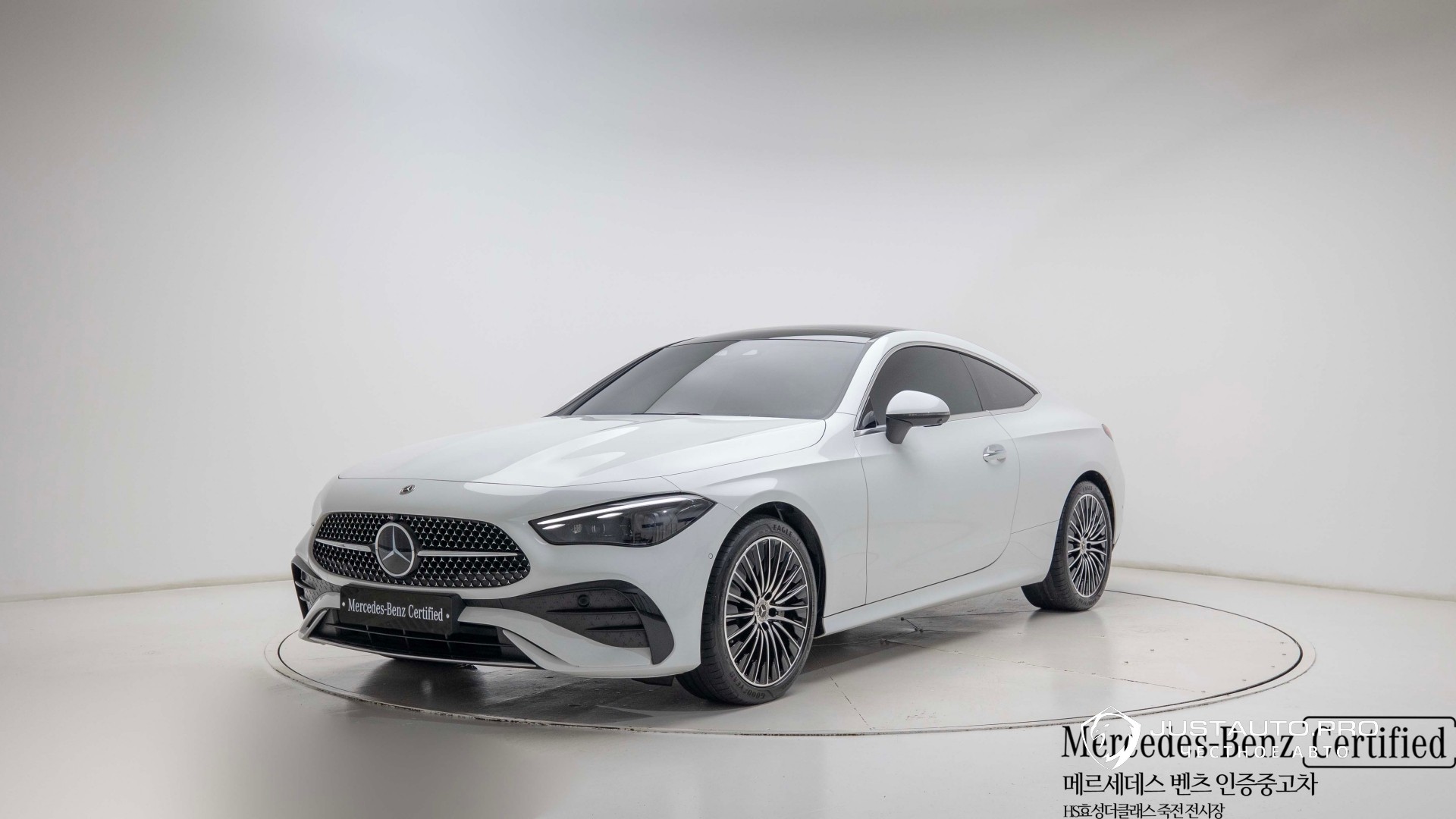 Автомобиль Mercedes-Benz CLE-Class