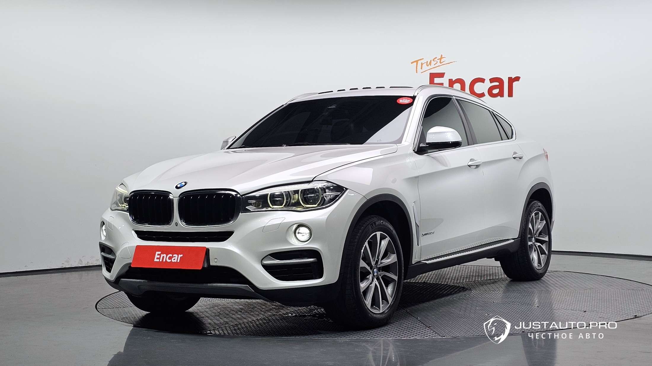 Автомобиль BMW X6