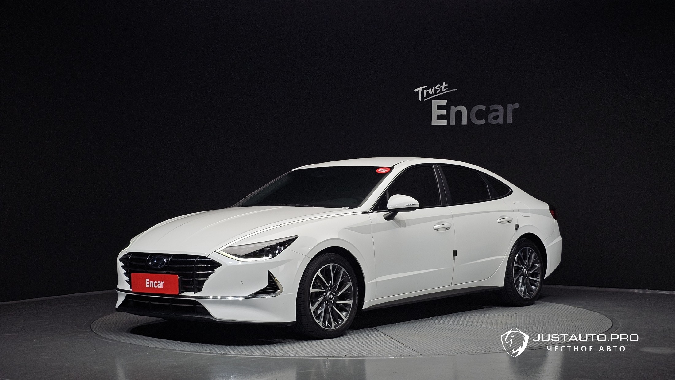 Автомобиль Hyundai Sonata