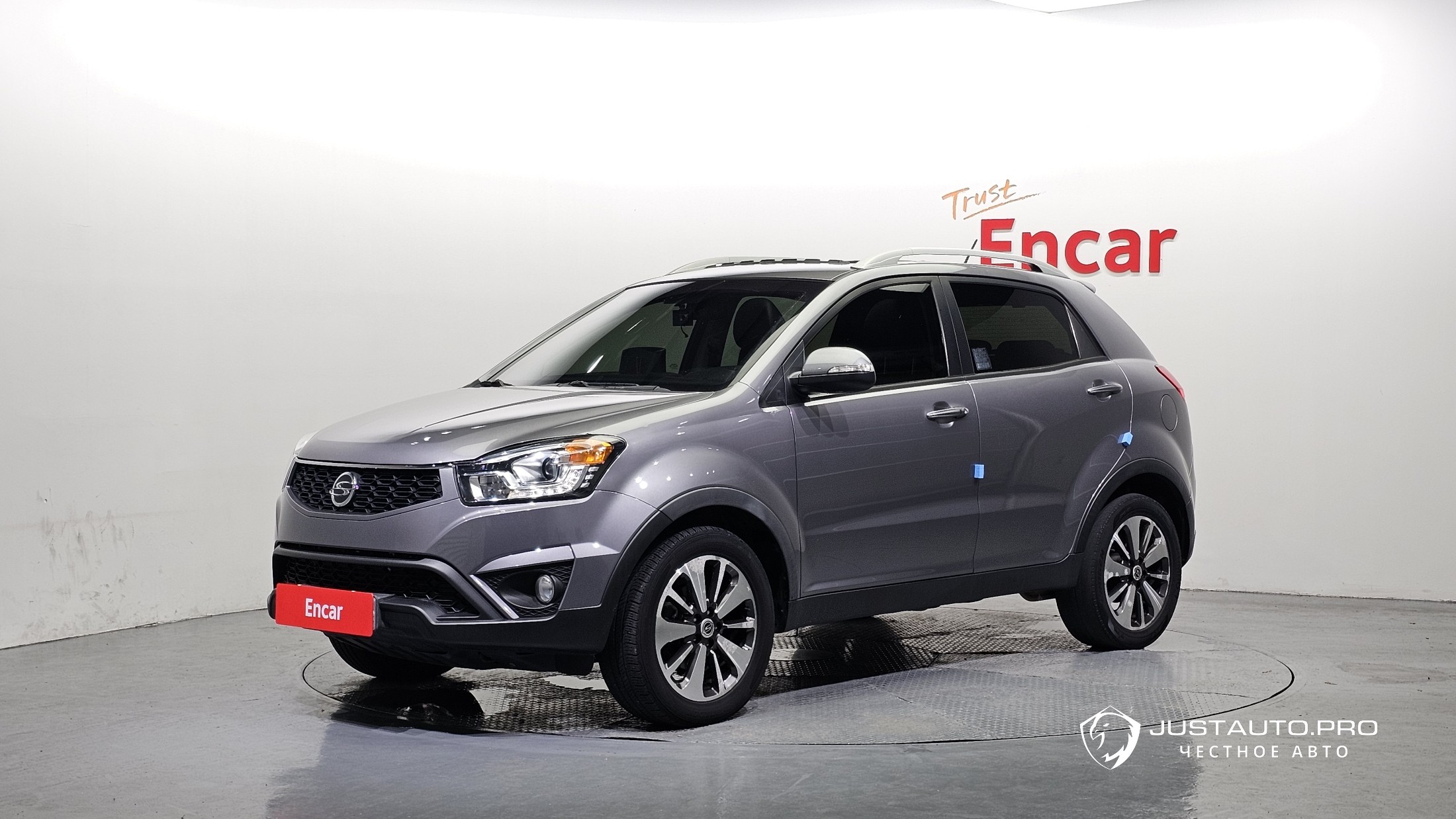 Автомобиль KG_Mobility_Ssangyong KORANDO