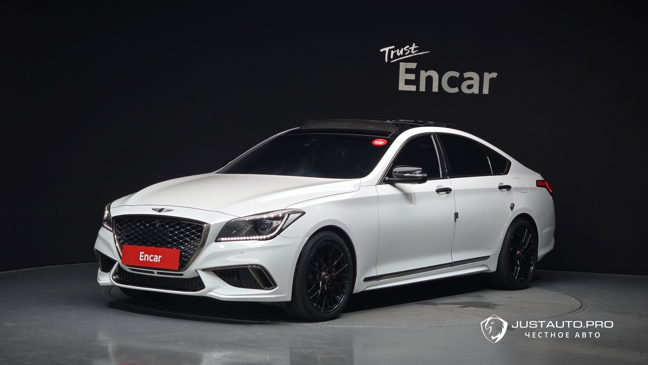 Автомобиль Genesis G80