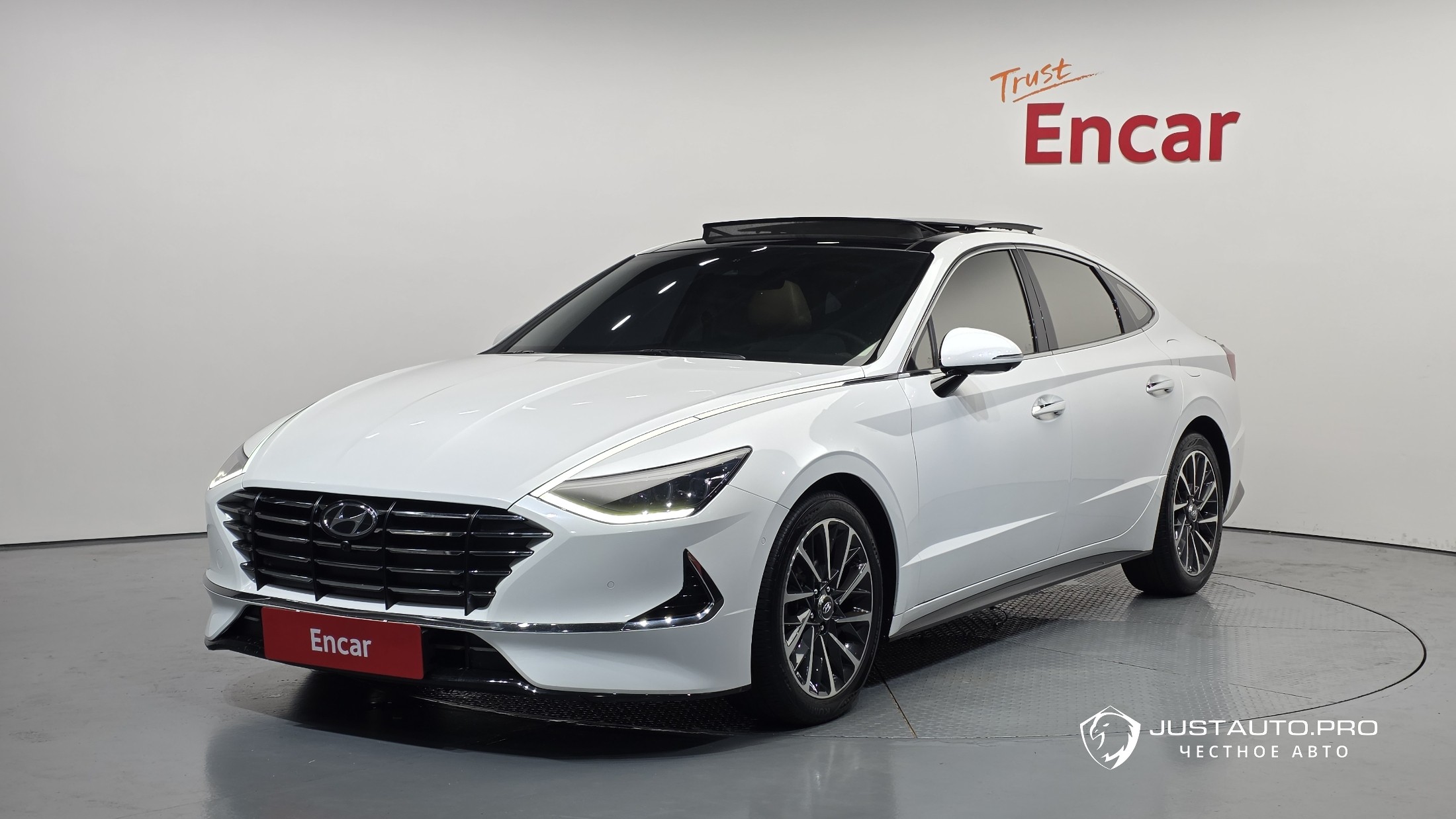Автомобиль Hyundai Sonata