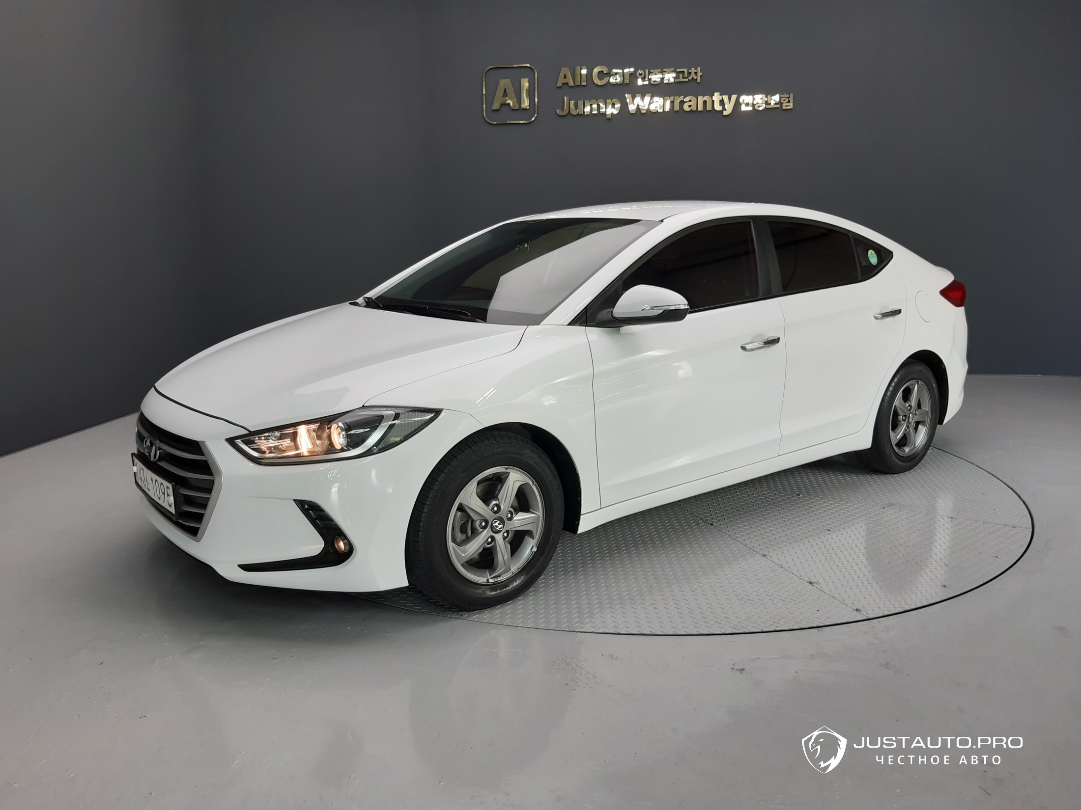 Автомобиль Hyundai AVANTE