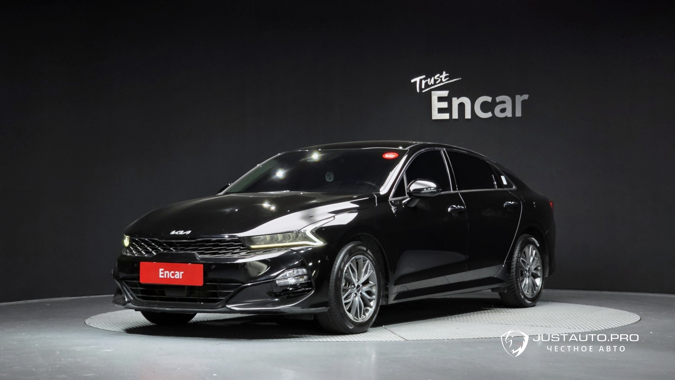 Автомобиль Kia K5