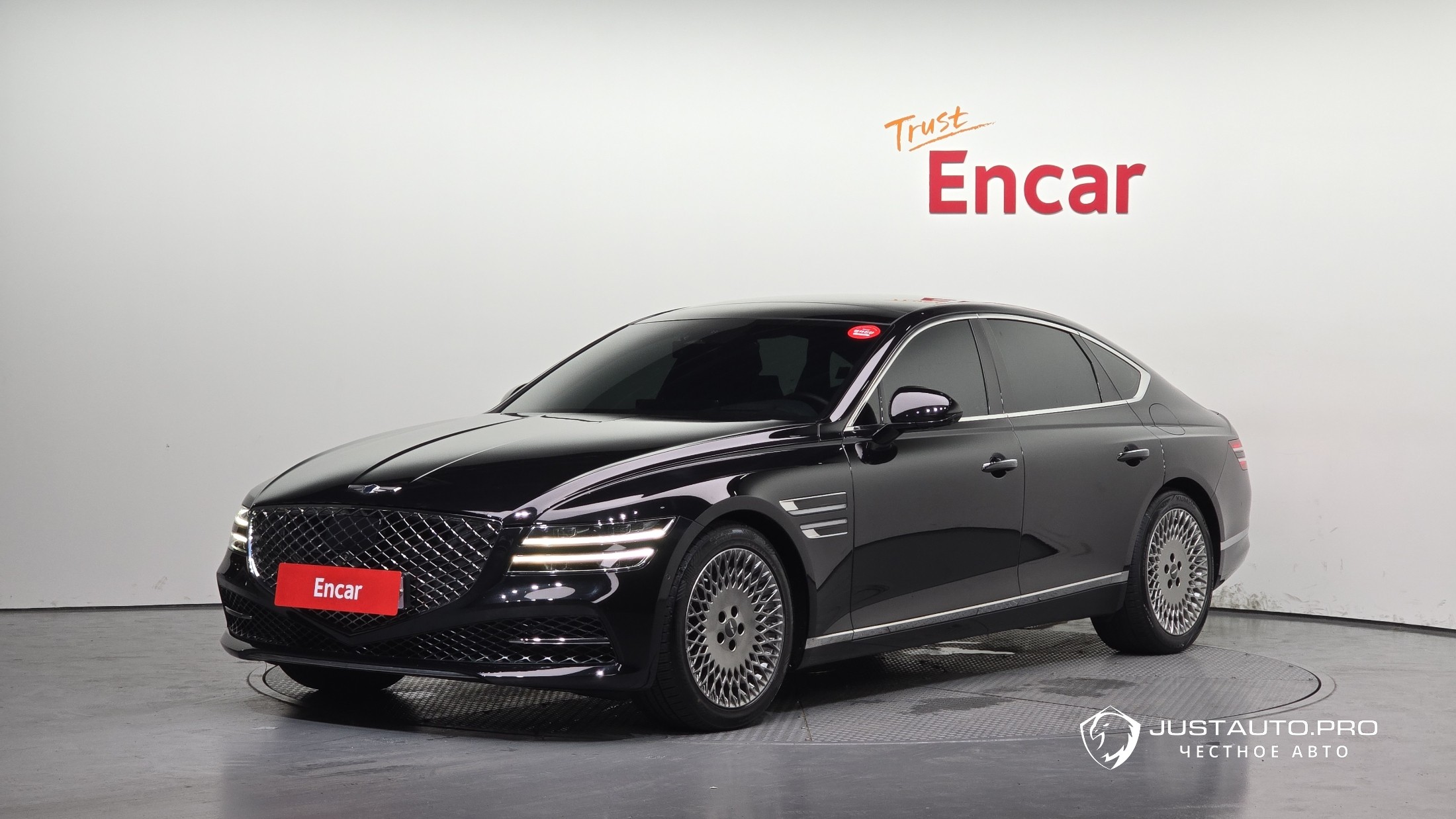 Автомобиль Genesis G80