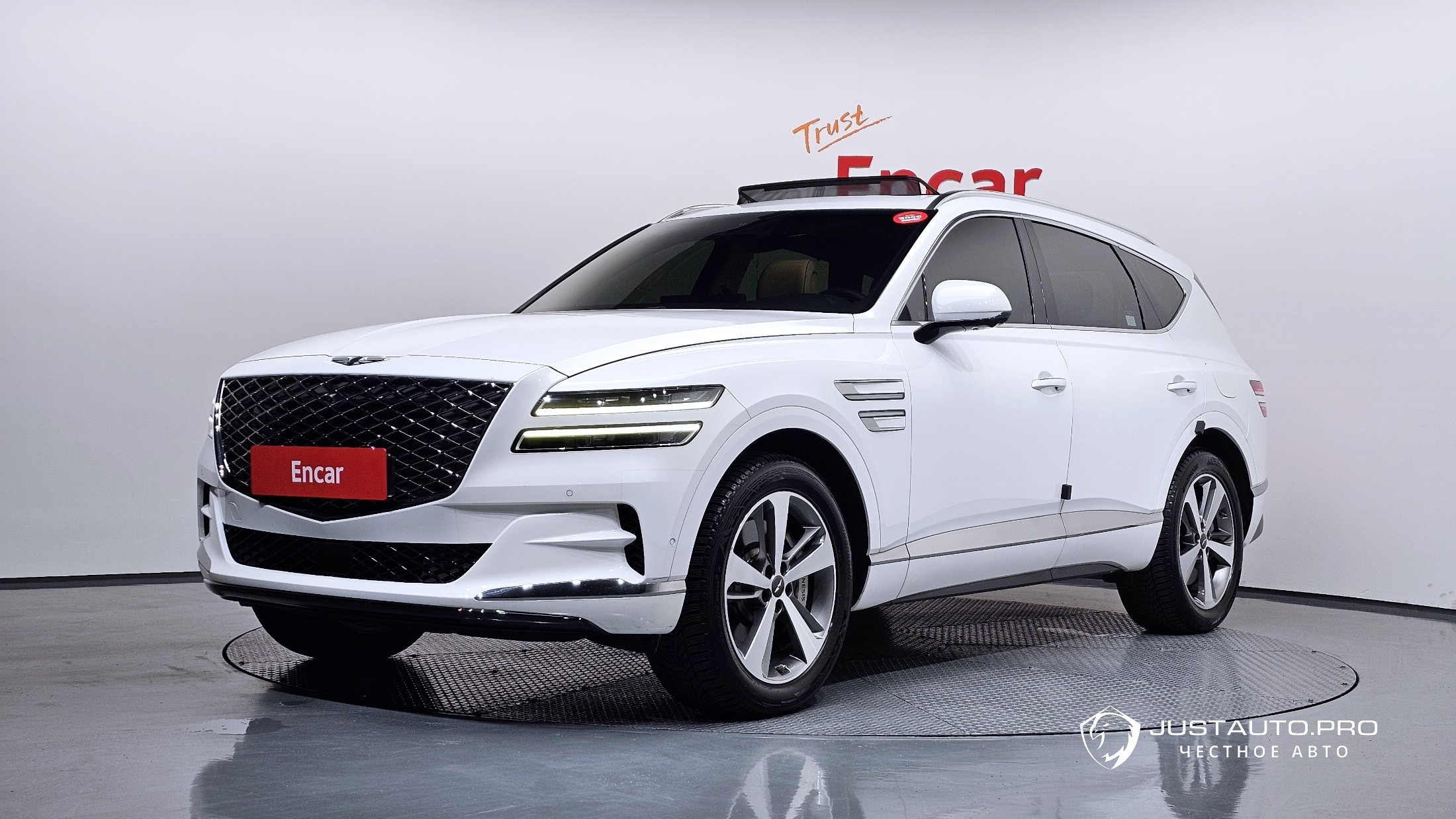 Автомобиль Genesis GV80