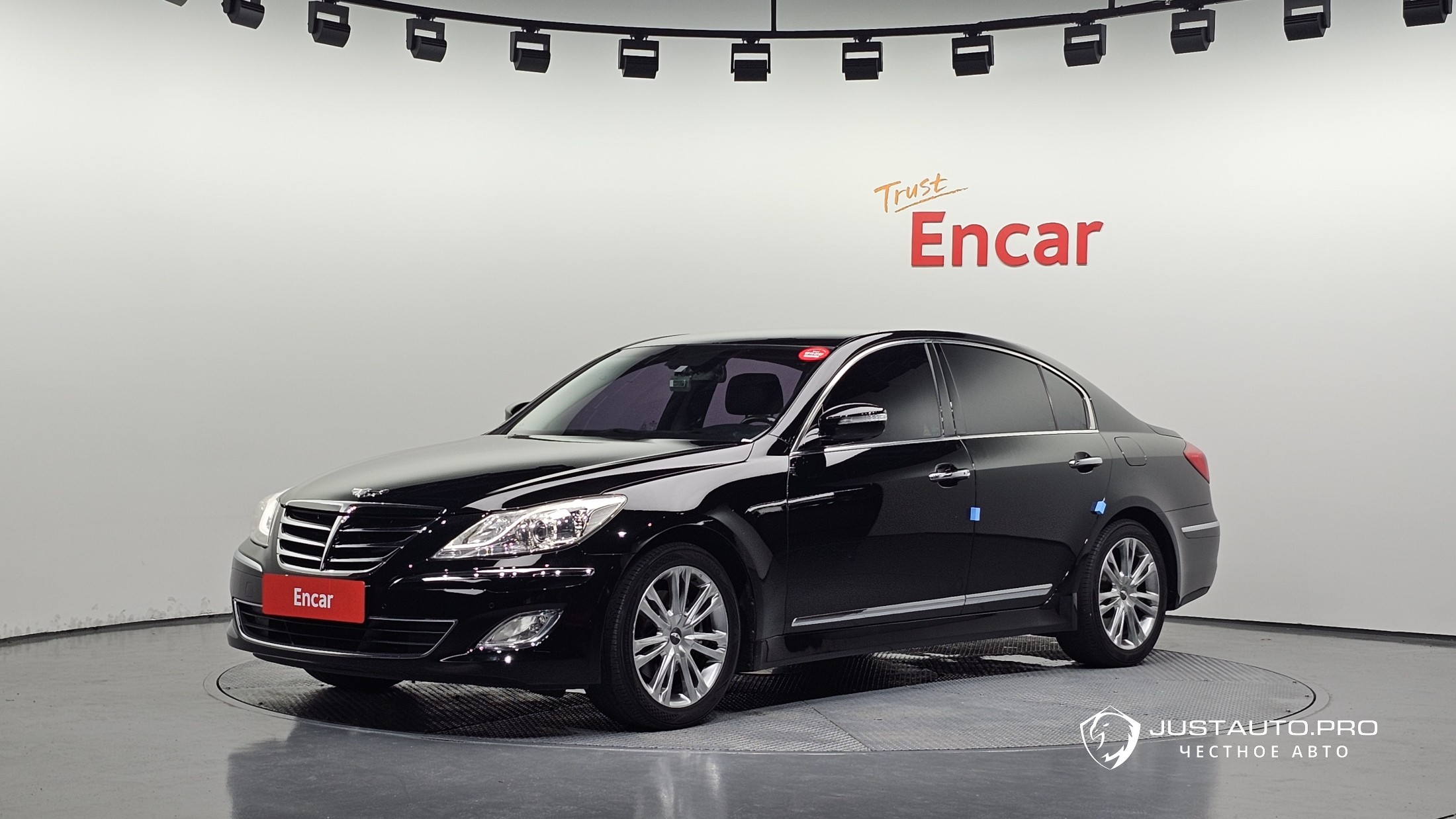 Автомобиль Hyundai Genesis