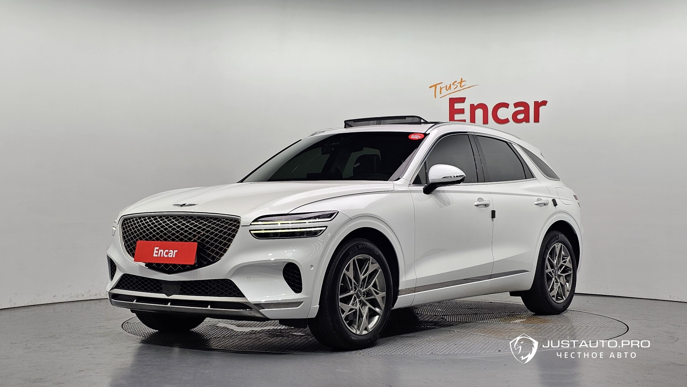 Автомобиль Genesis GV70