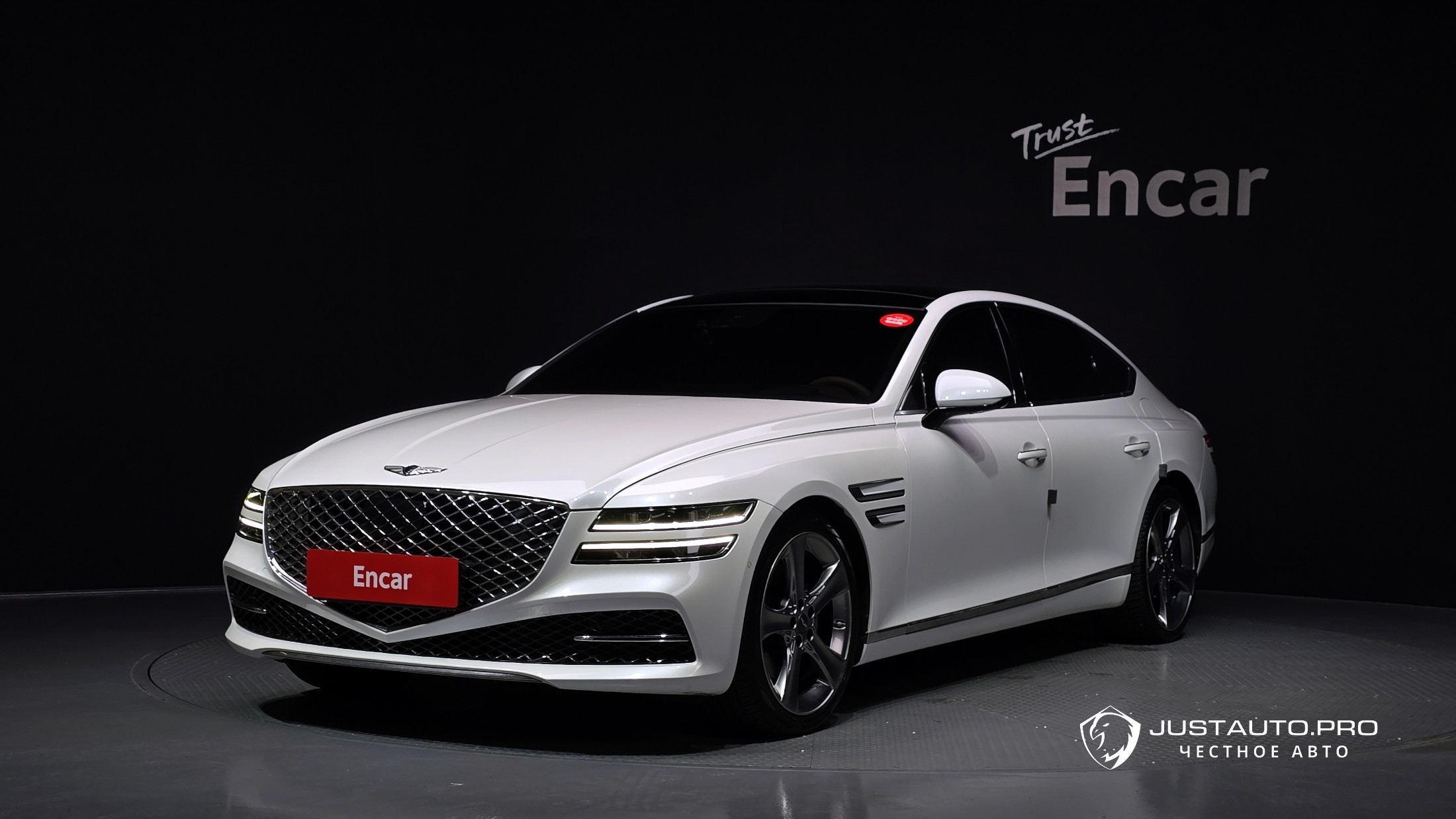 Автомобиль Genesis G80