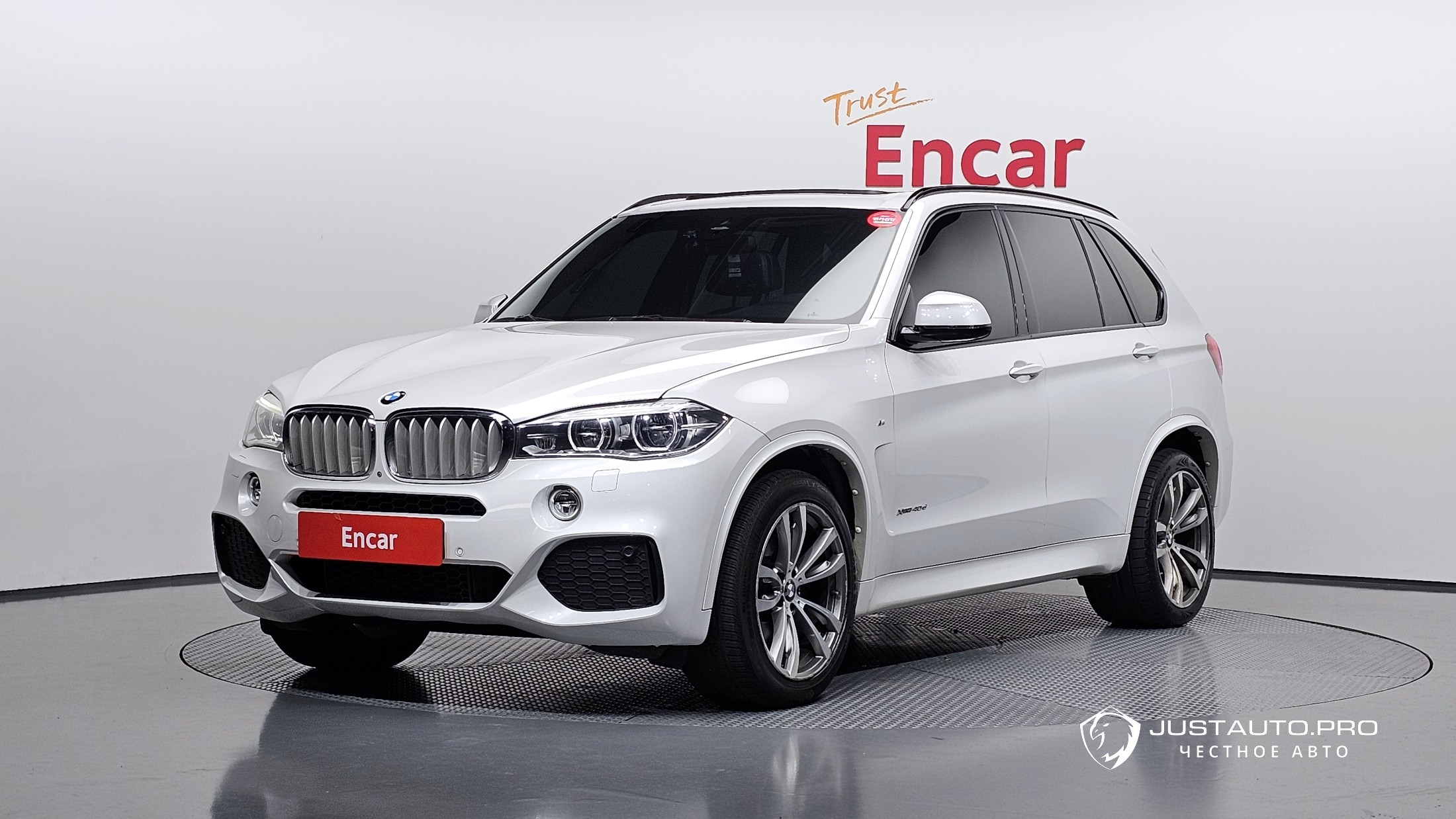 Автомобиль BMW X5