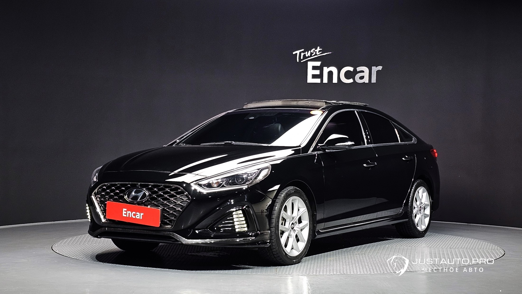 Автомобиль Hyundai Sonata