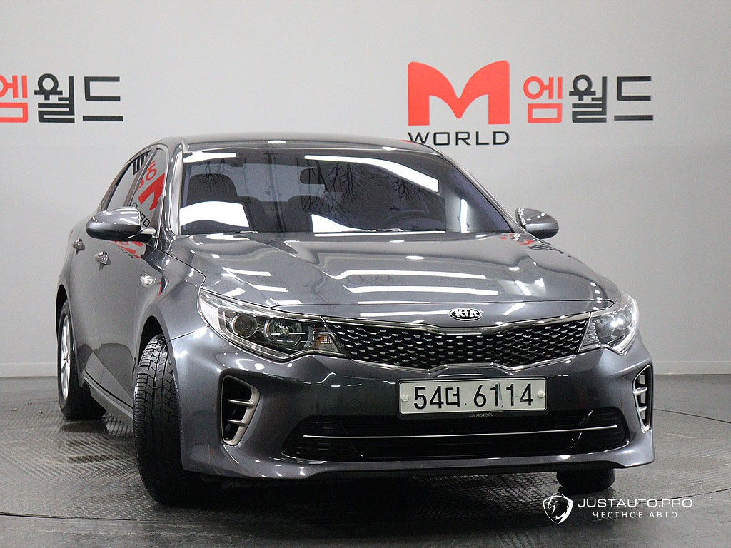 Автомобиль Kia K5