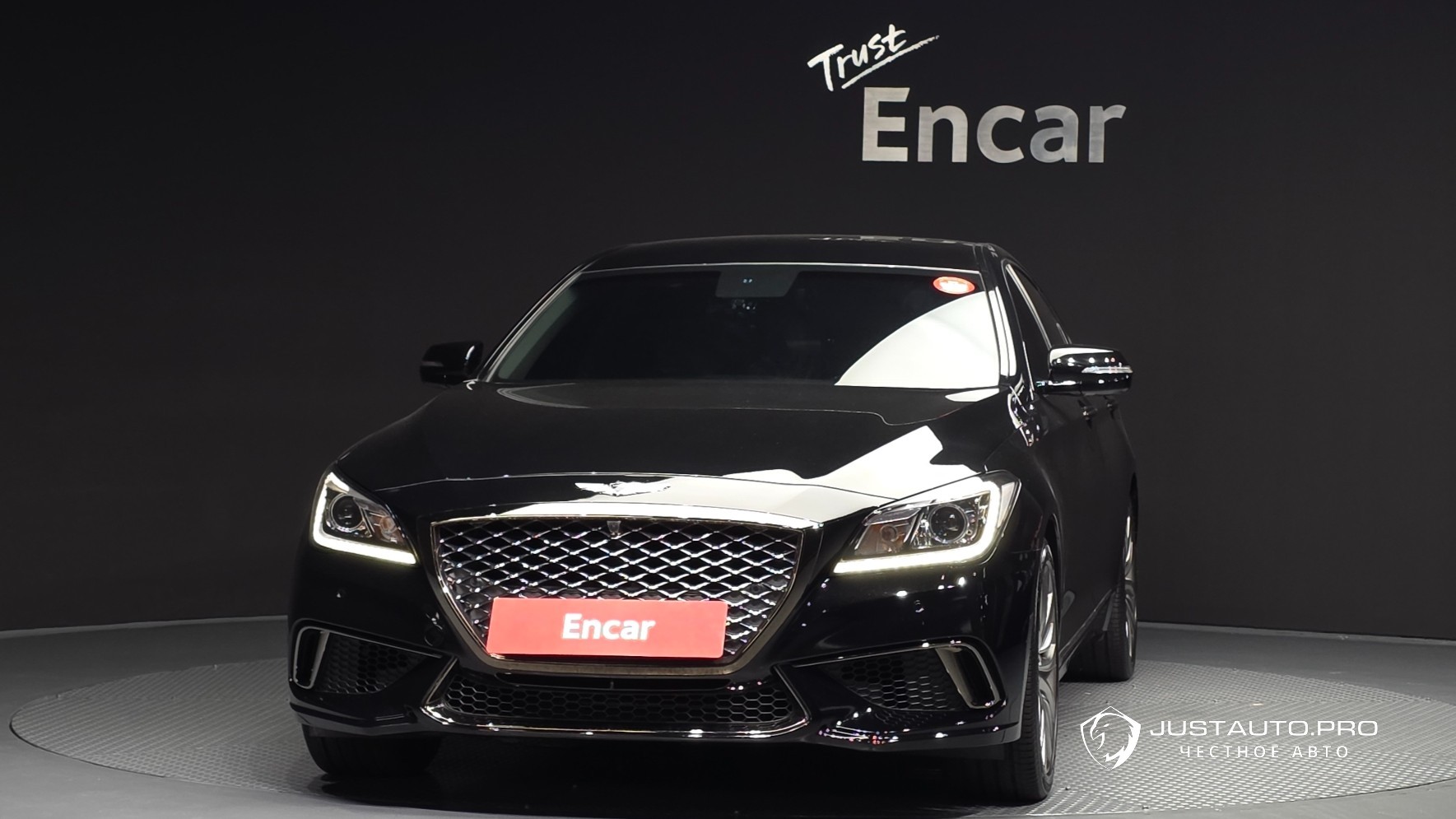 Автомобиль Genesis G80