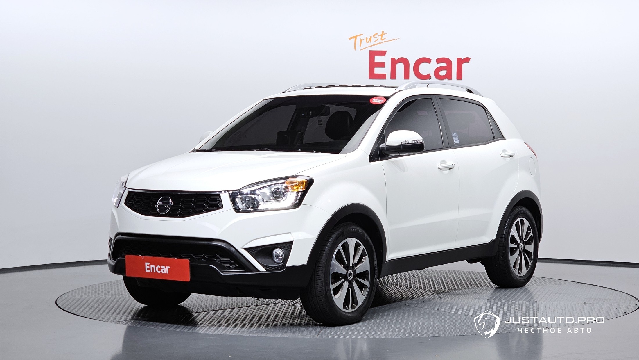 Автомобиль KG_Mobility_Ssangyong KORANDO