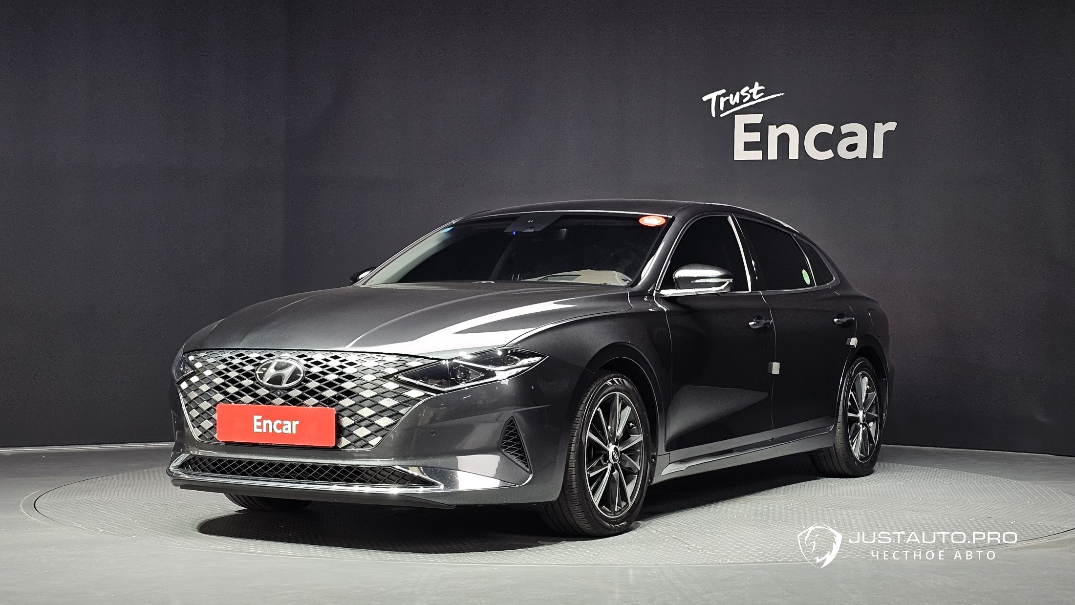 Автомобиль Hyundai Grandeur