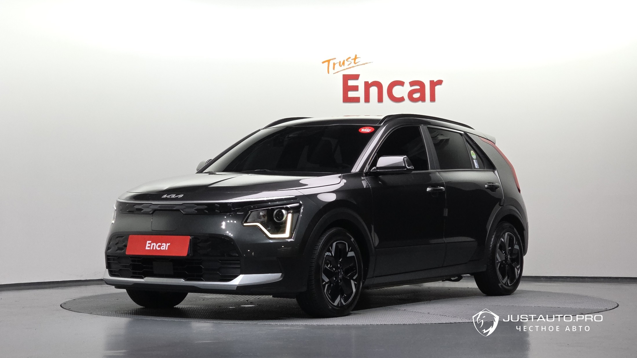 Автомобиль Kia Niro