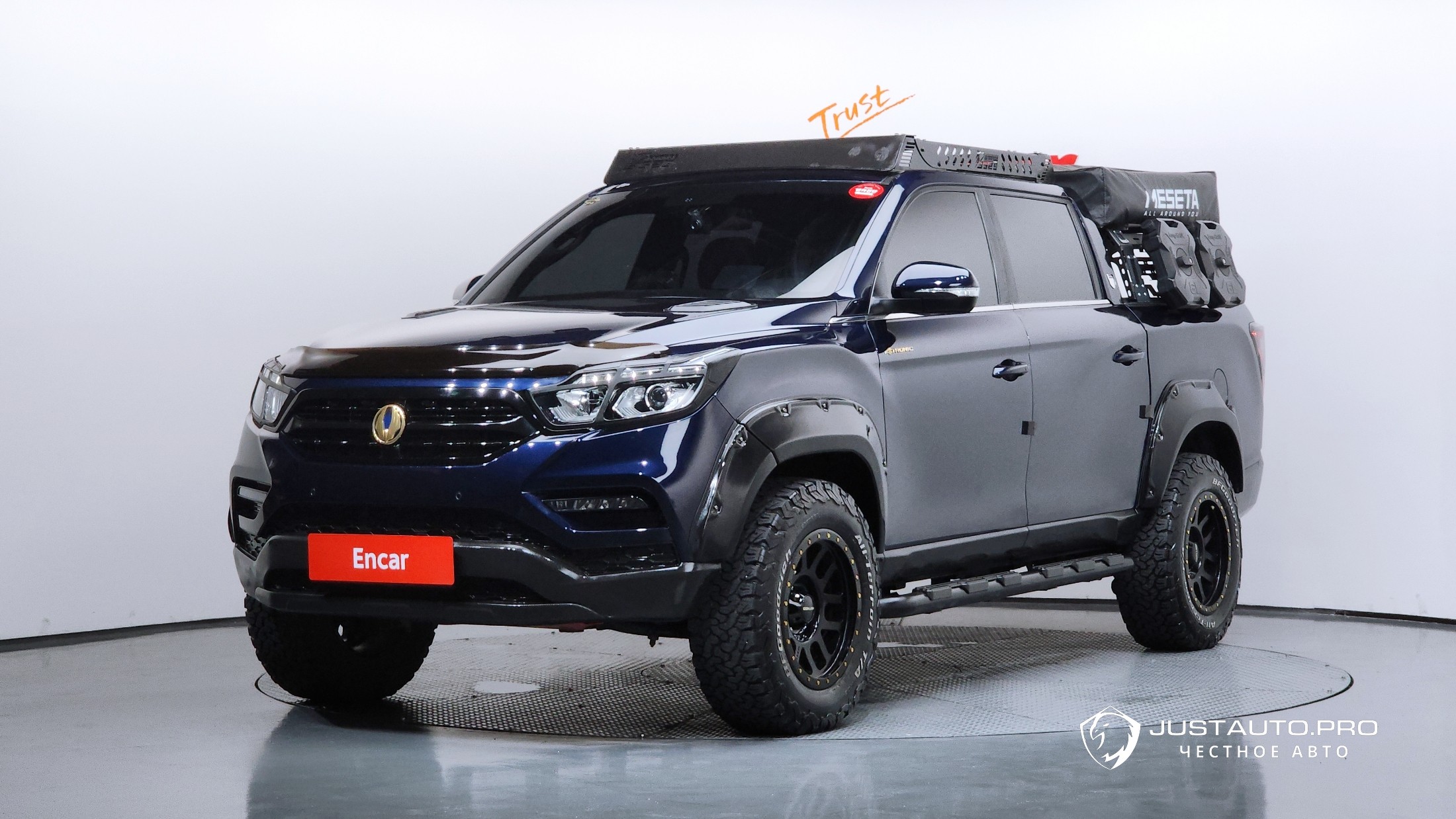 Автомобиль KG_Mobility_Ssangyong Rexton