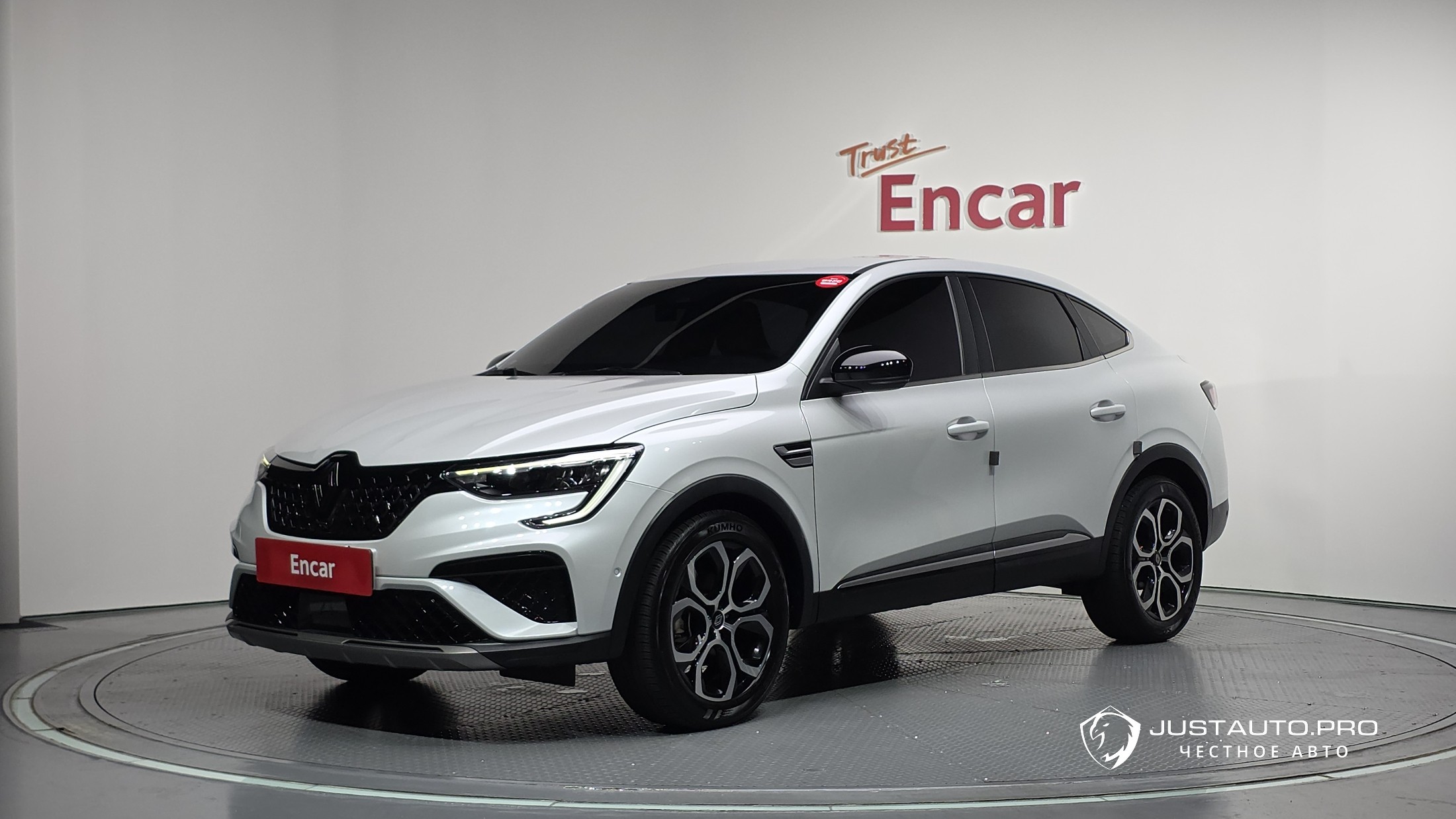 Автомобиль Renault-KoreaSamsung Arkana
