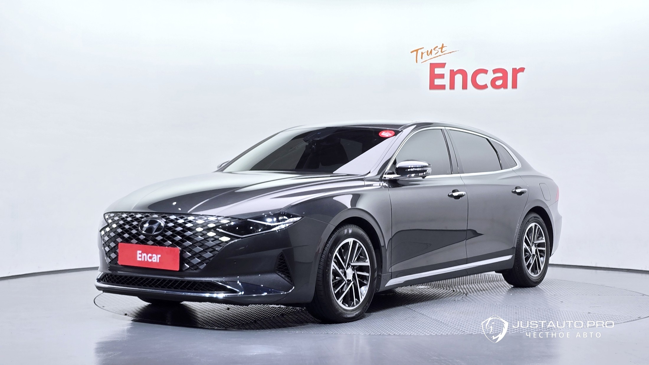 Автомобиль Hyundai Grandeur