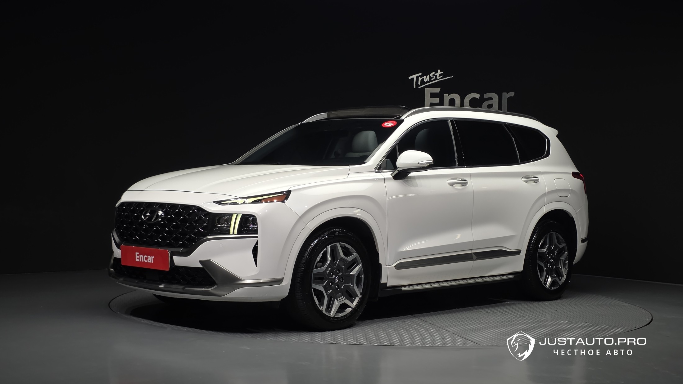 Автомобиль Hyundai Santafe