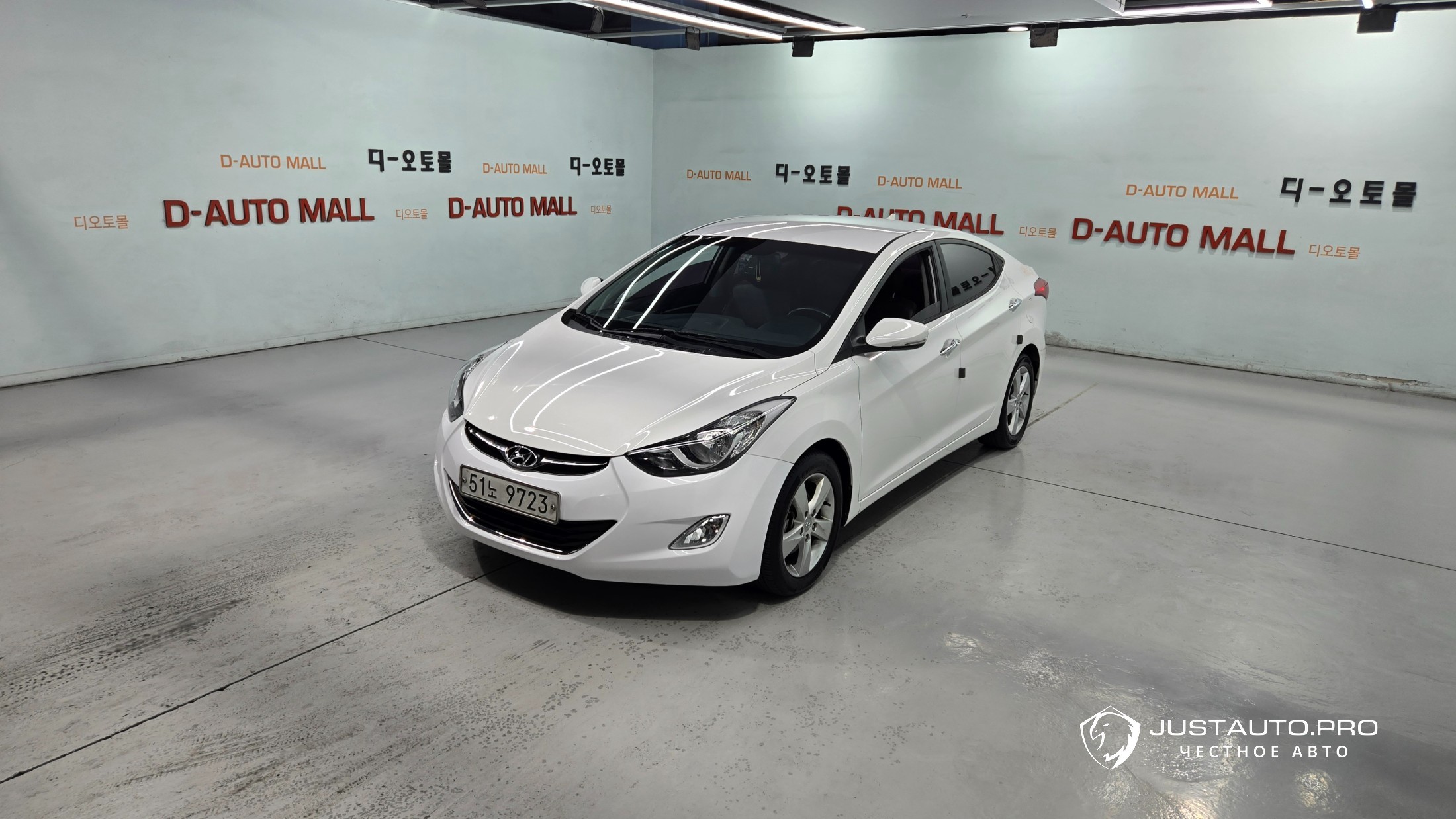 Автомобиль Hyundai AVANTE