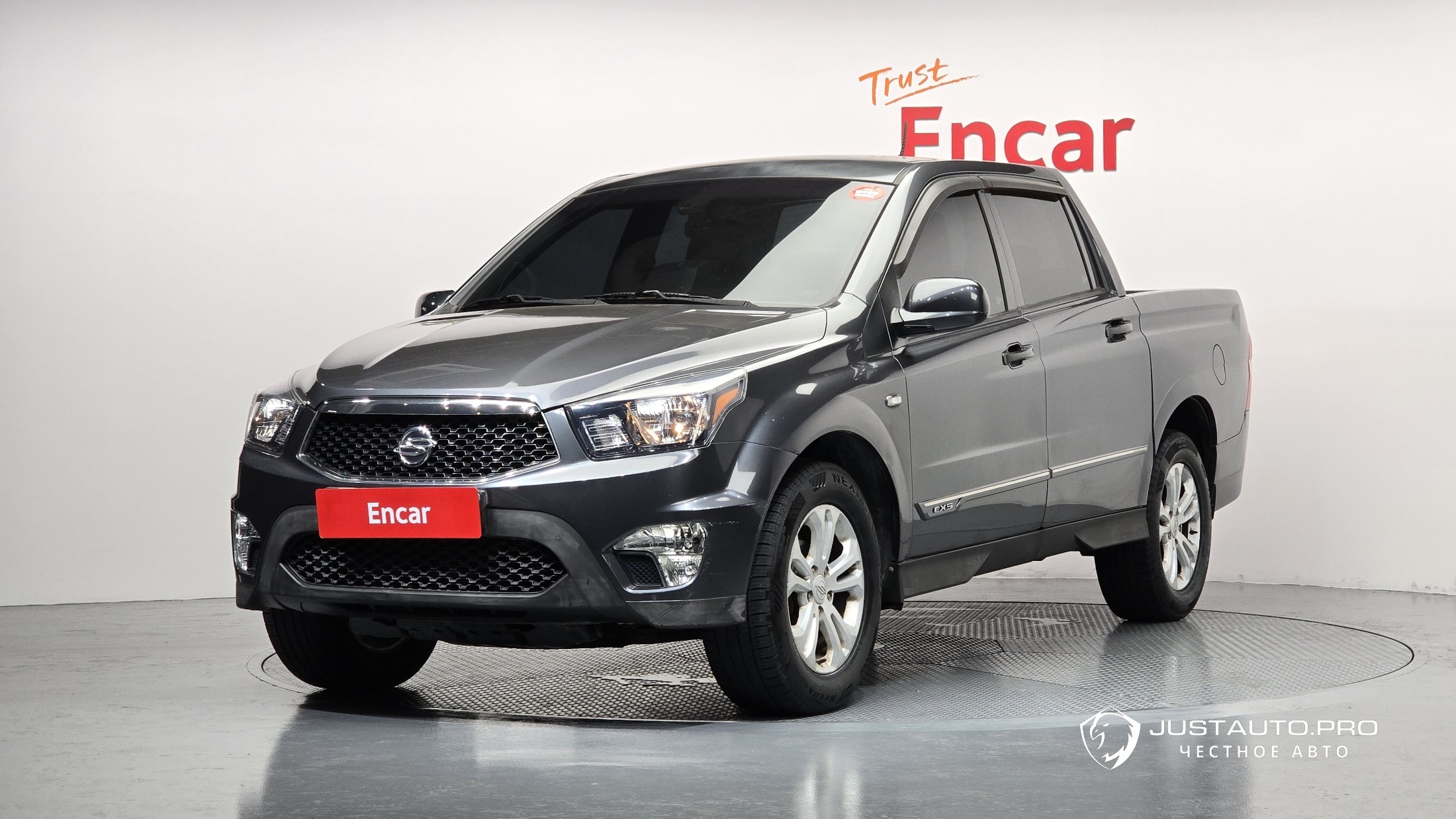 Автомобиль KG_Mobility_Ssangyong KORANDO