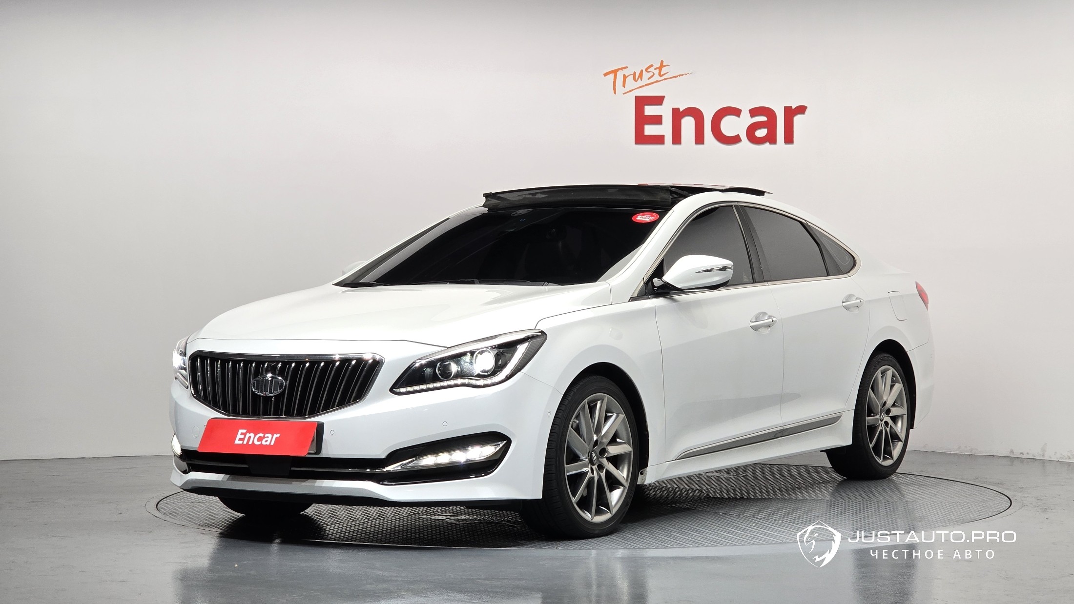 Автомобиль Hyundai Aslan