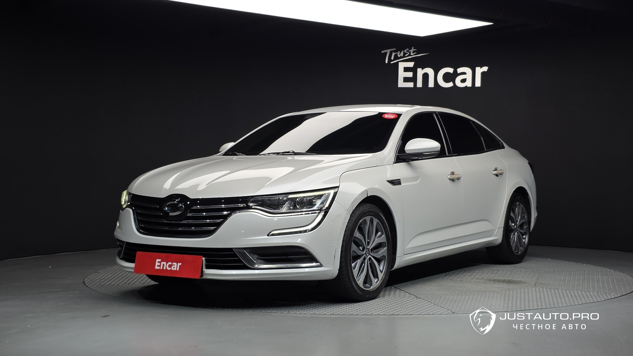 Автомобиль Renault-KoreaSamsung SM6