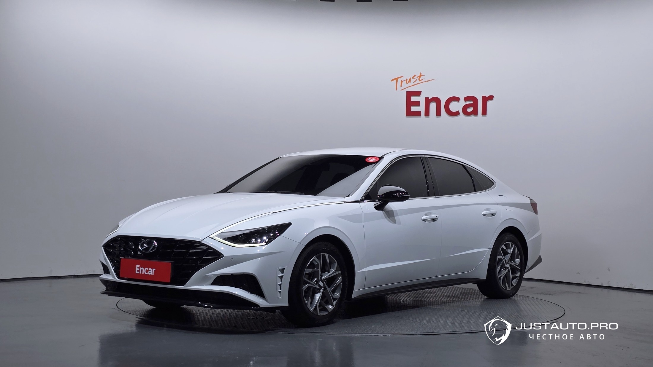 Автомобиль Hyundai Sonata