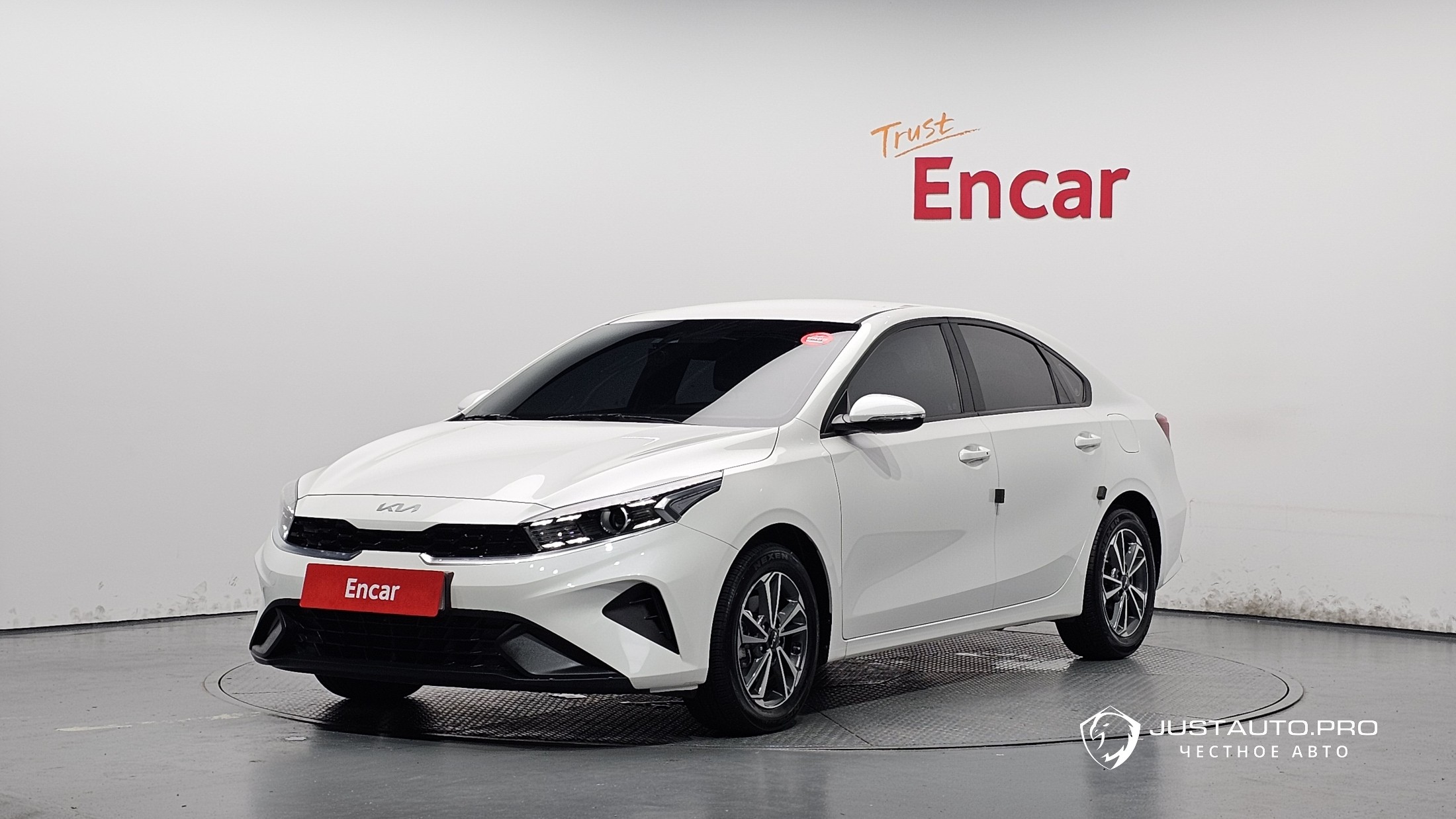 Автомобиль Kia K3