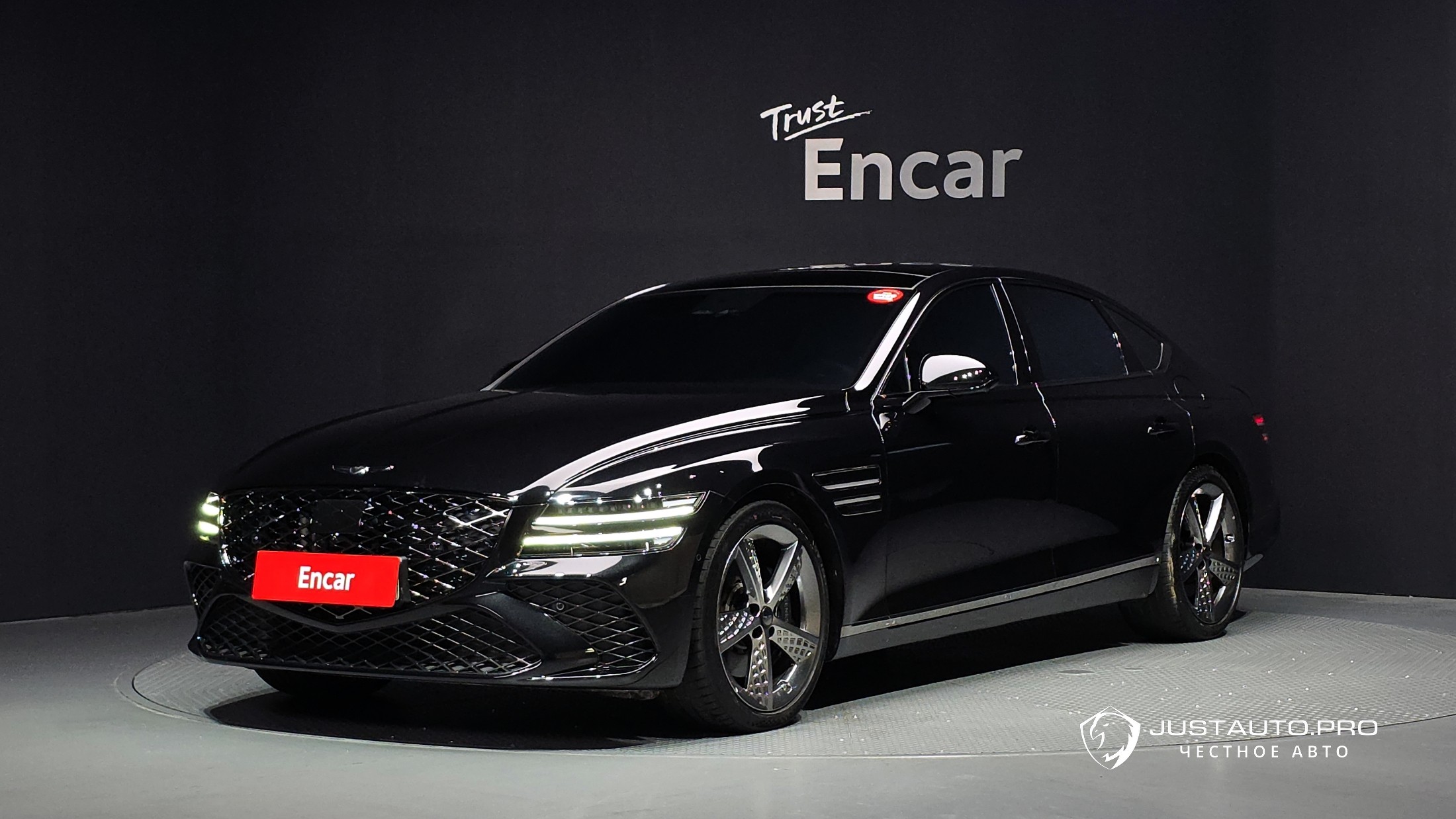 Автомобиль Genesis G80