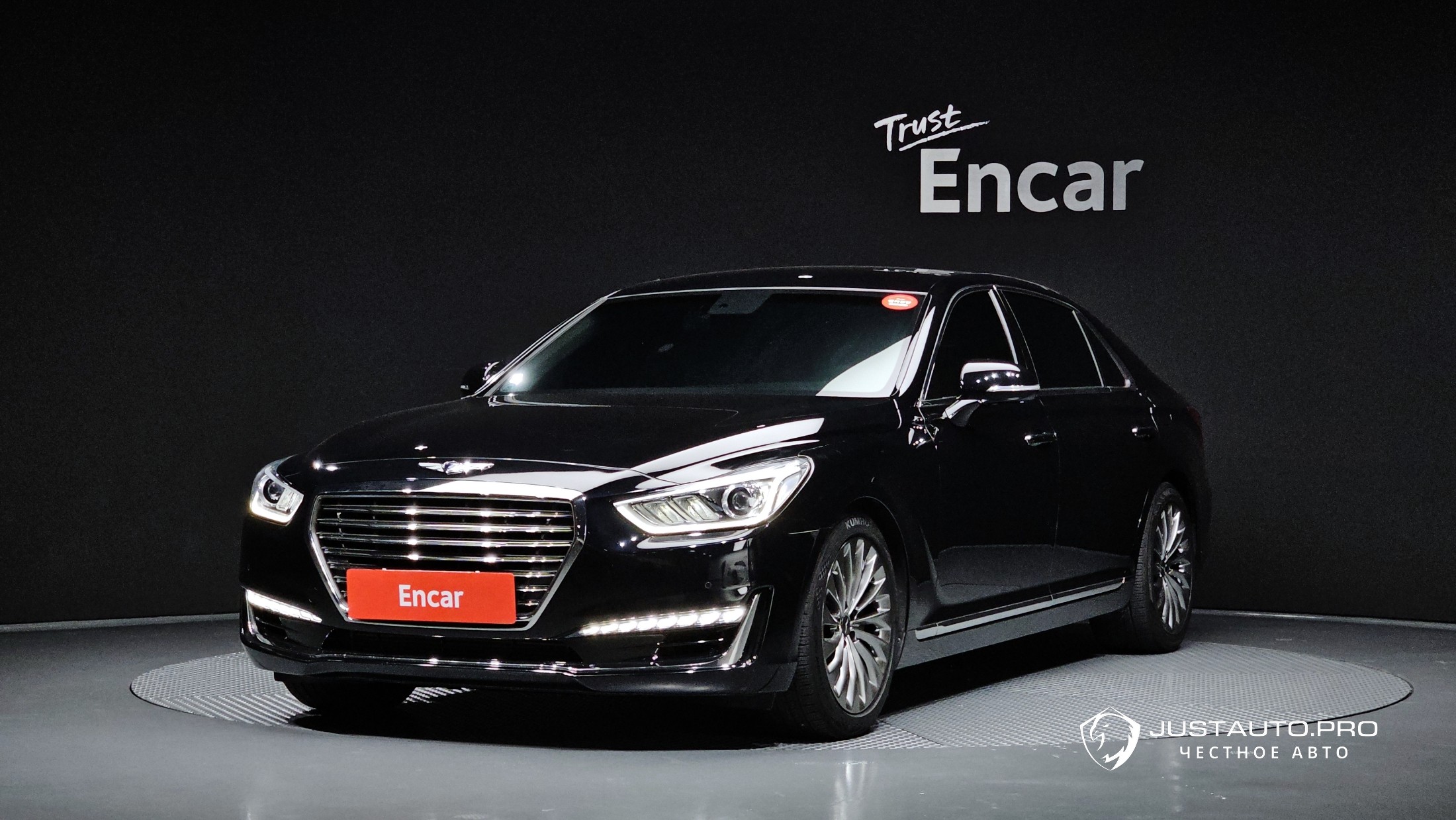 Автомобиль Genesis EQ900