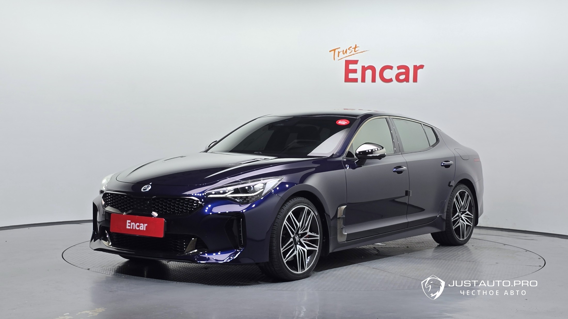 Автомобиль Kia Stinger