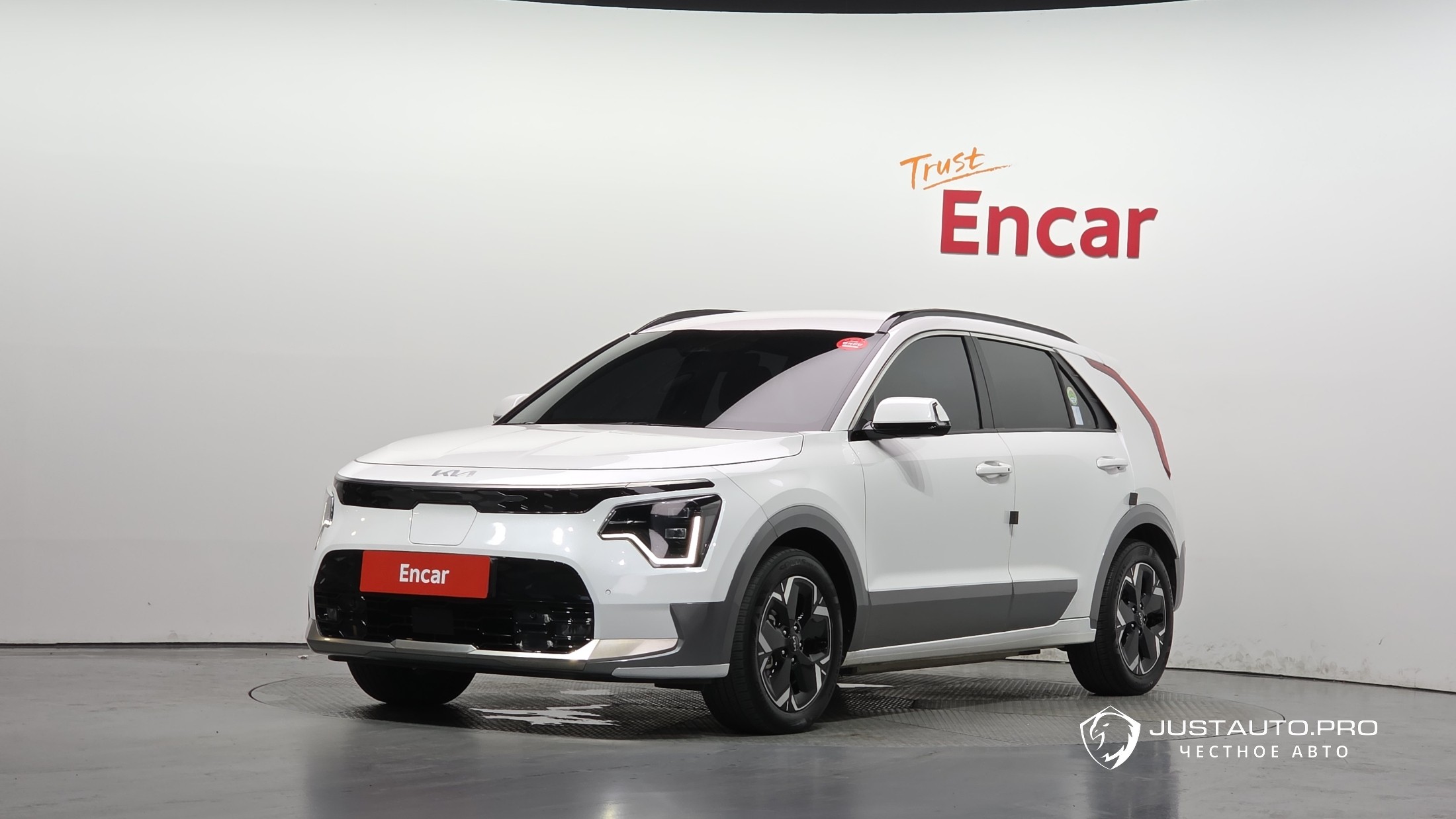 Автомобиль Kia Niro