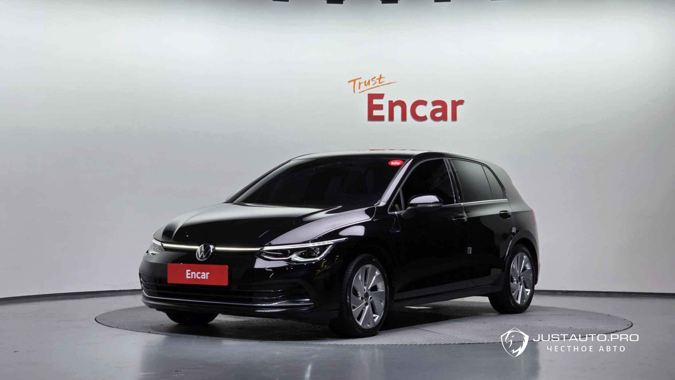Автомобиль Volkswagen Golf