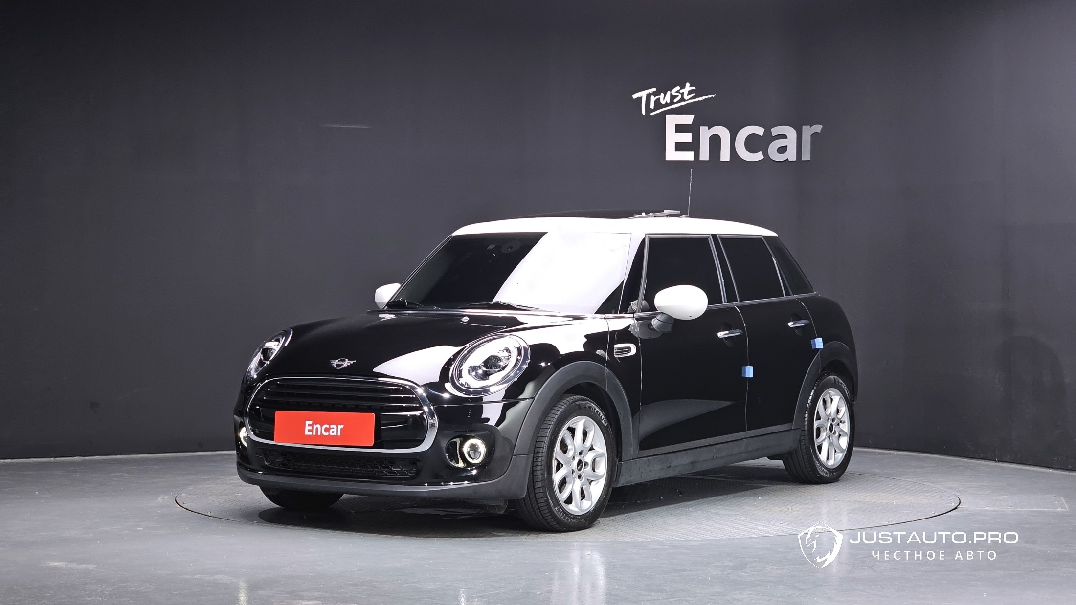 Автомобиль Mini Cooper