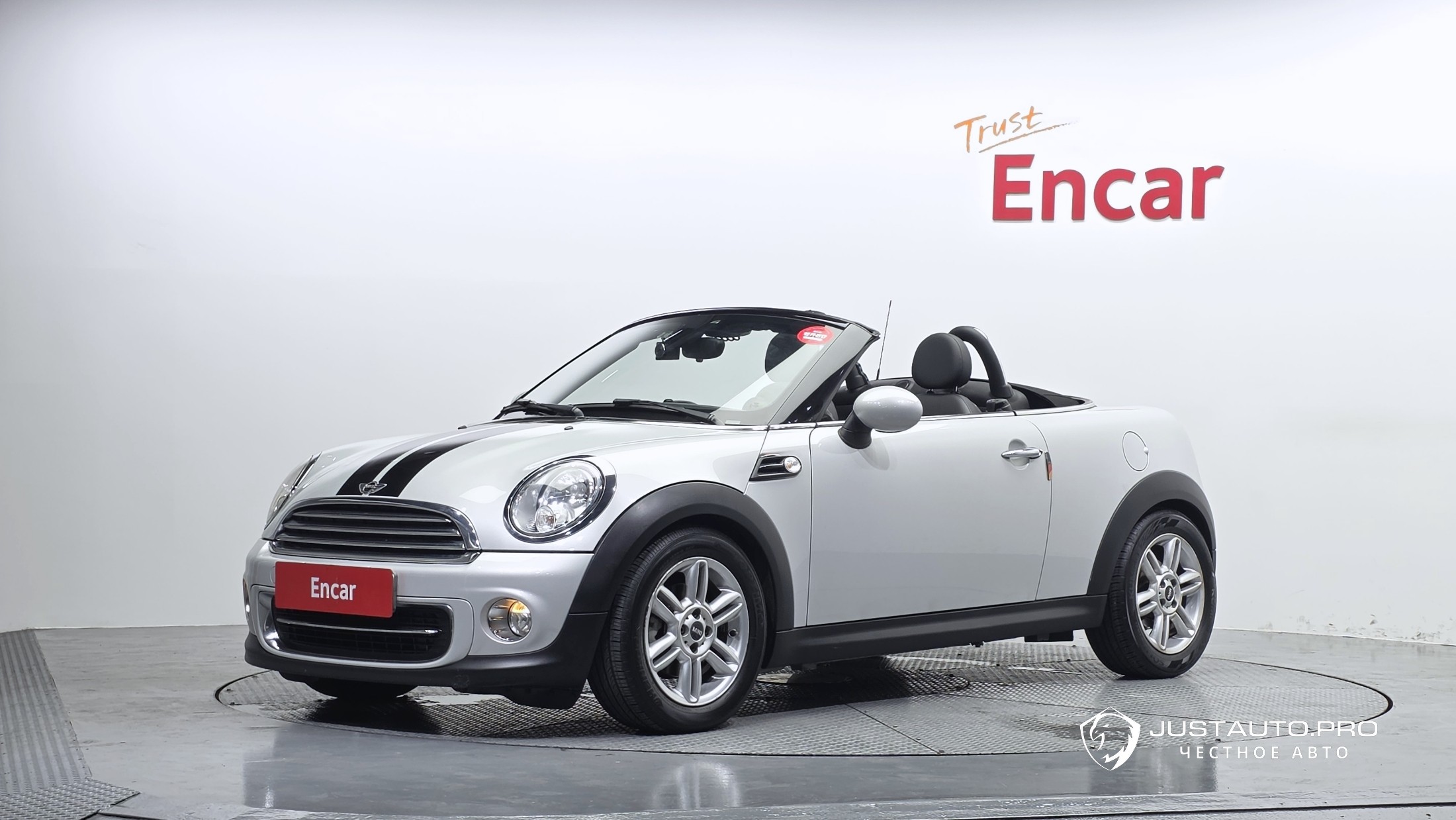 Автомобиль Mini Roadster