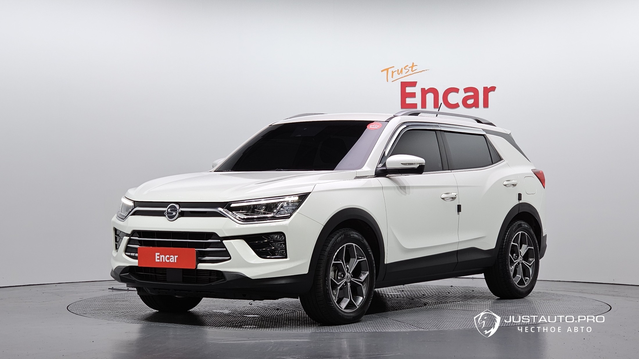 Автомобиль KG_Mobility_Ssangyong KORANDO