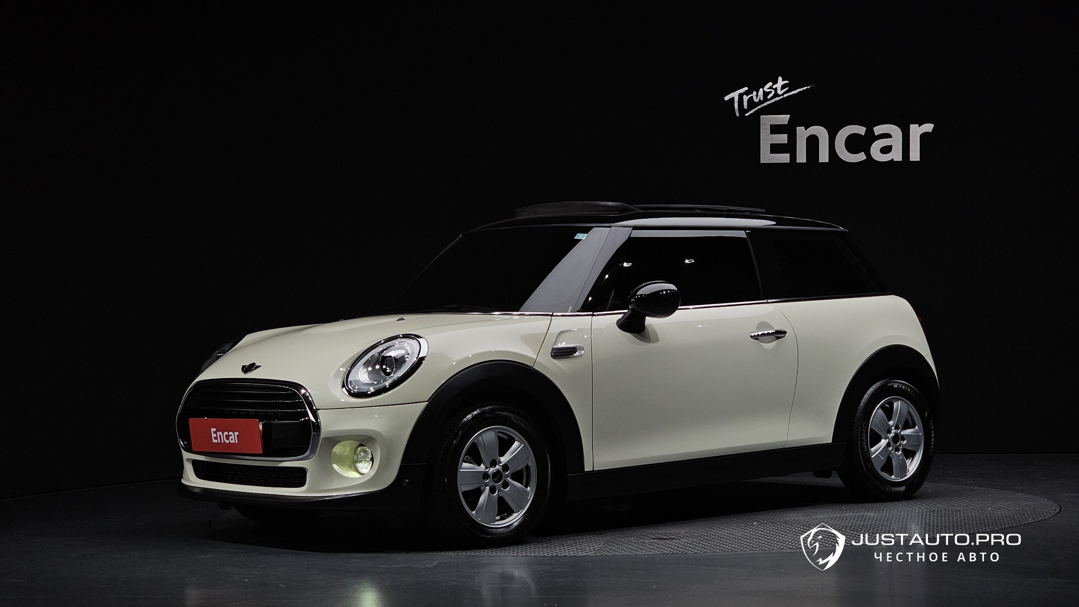 Автомобиль Mini Cooper