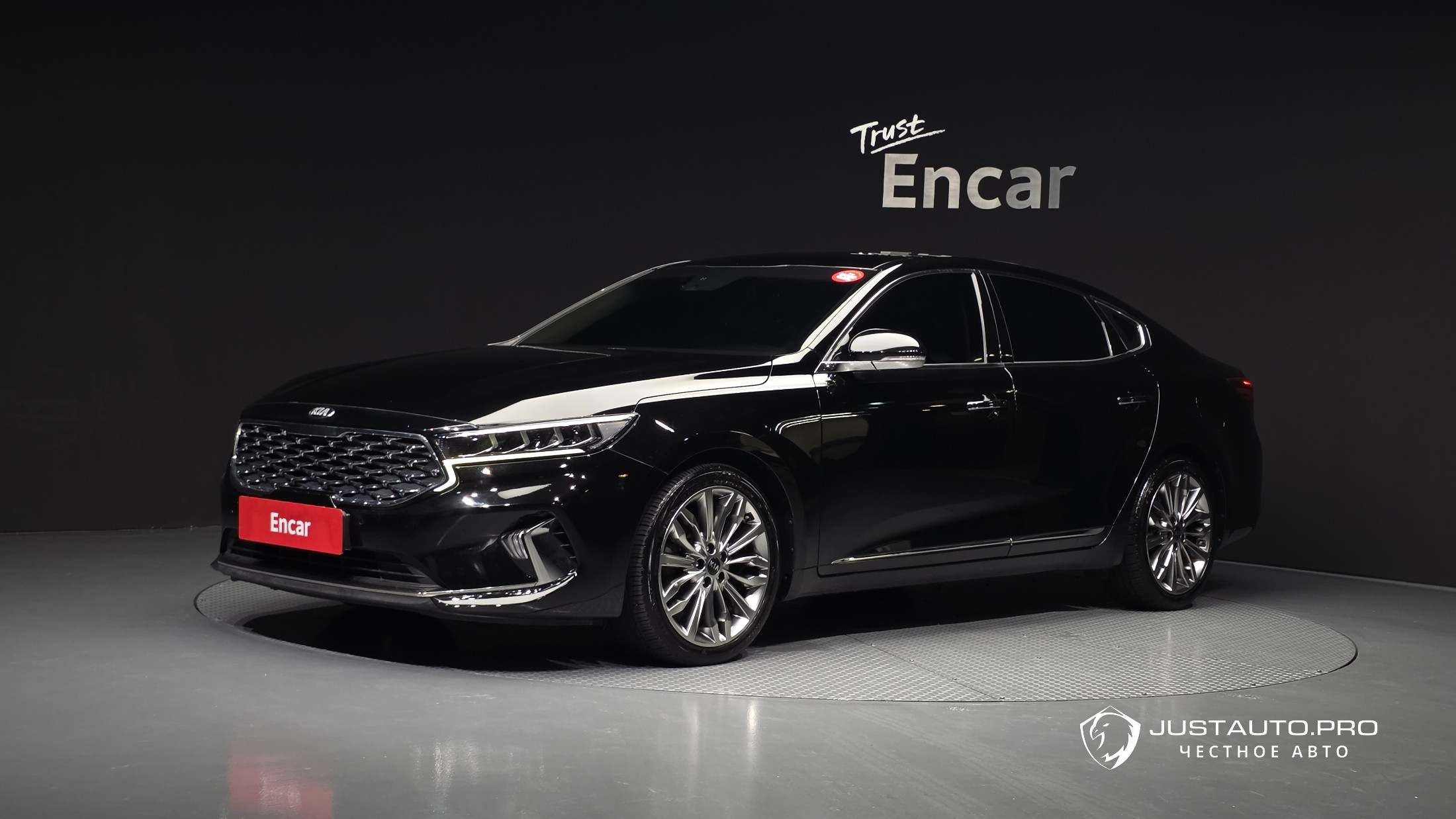 Автомобиль Kia K7