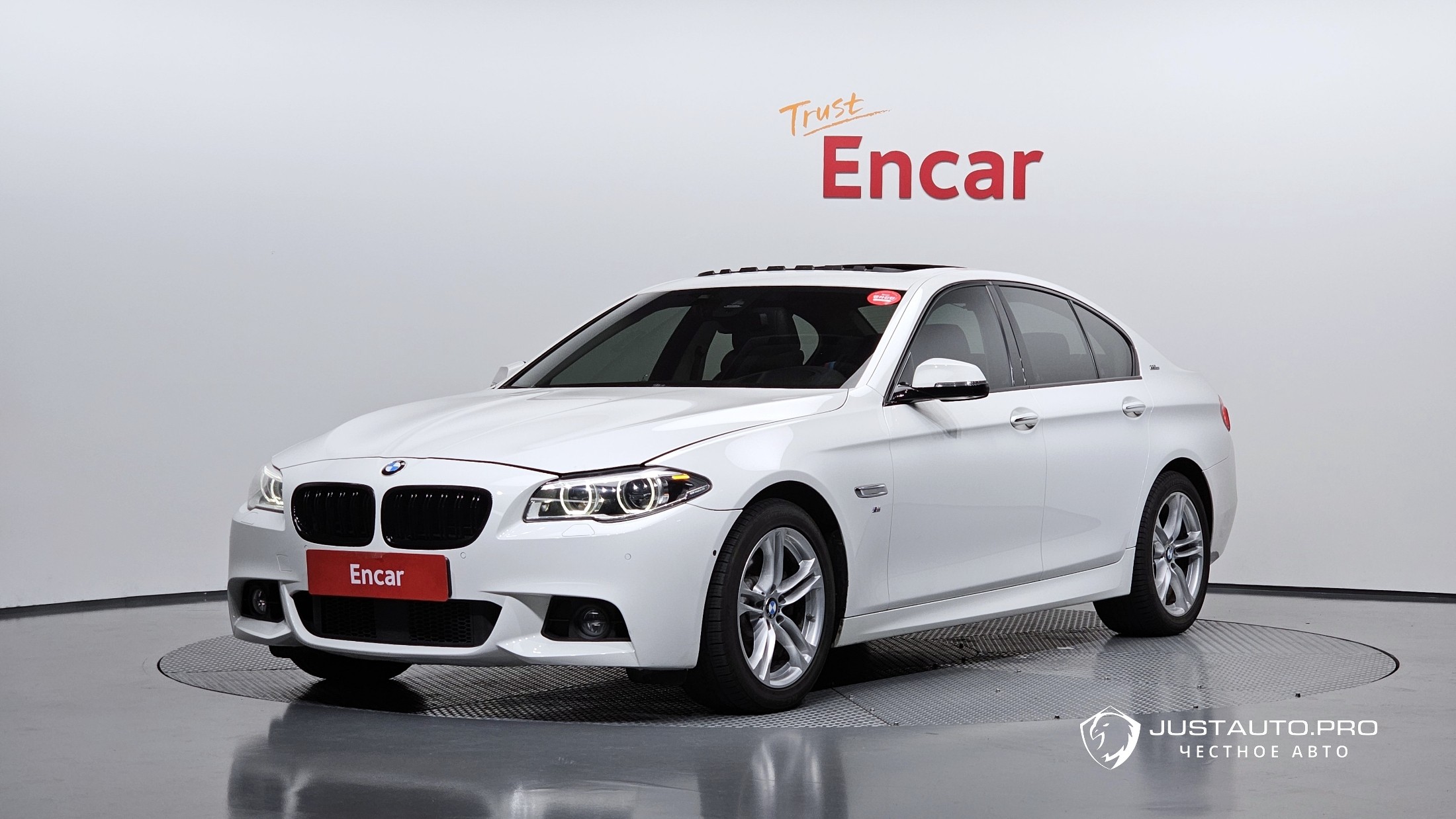 Автомобиль BMW 5-Series