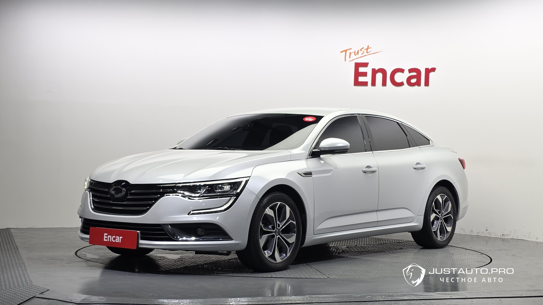 Автомобиль Renault-KoreaSamsung SM6