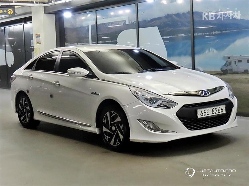 Автомобиль Hyundai Sonata